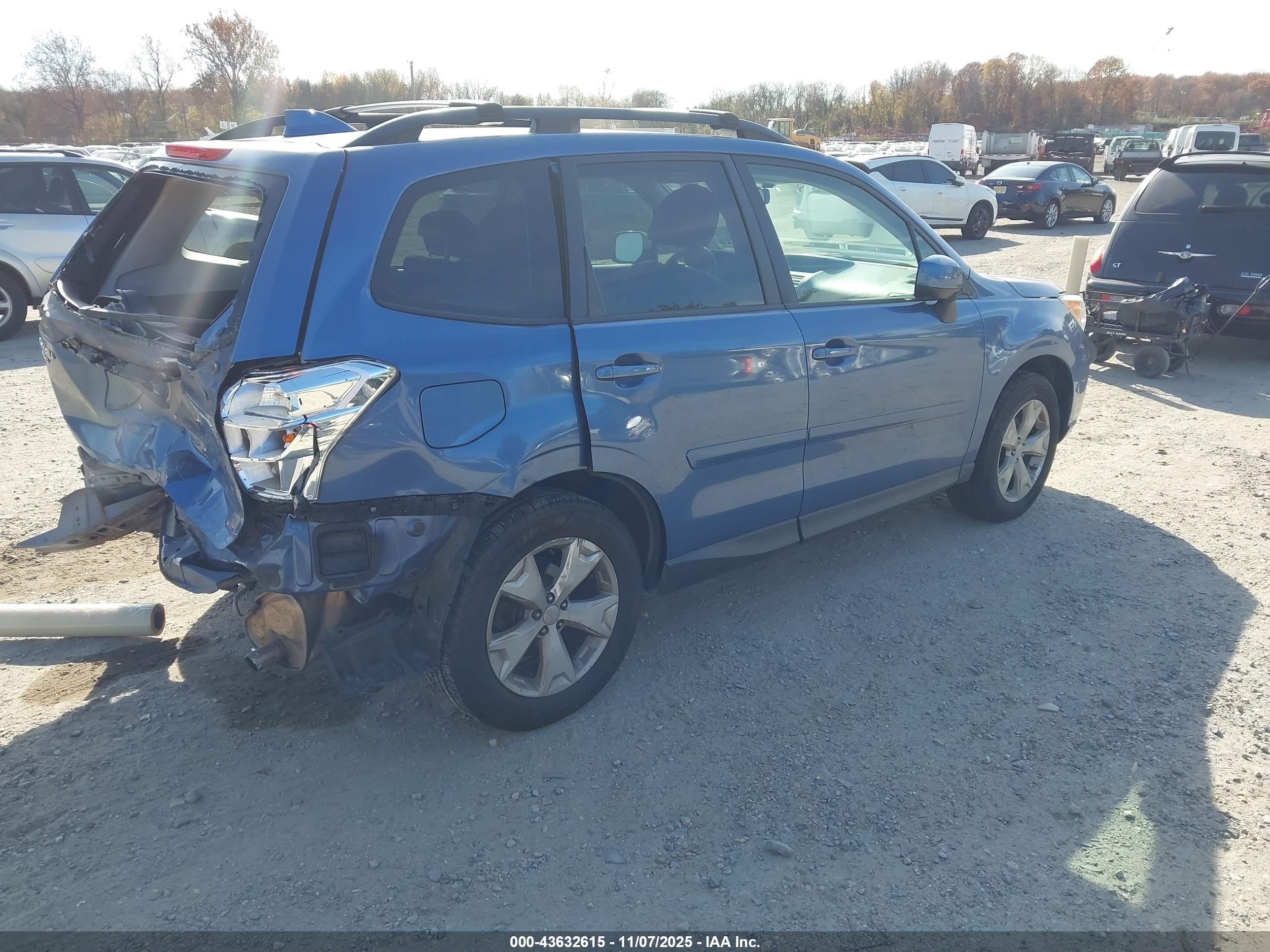 SUBARU FORESTER image 4