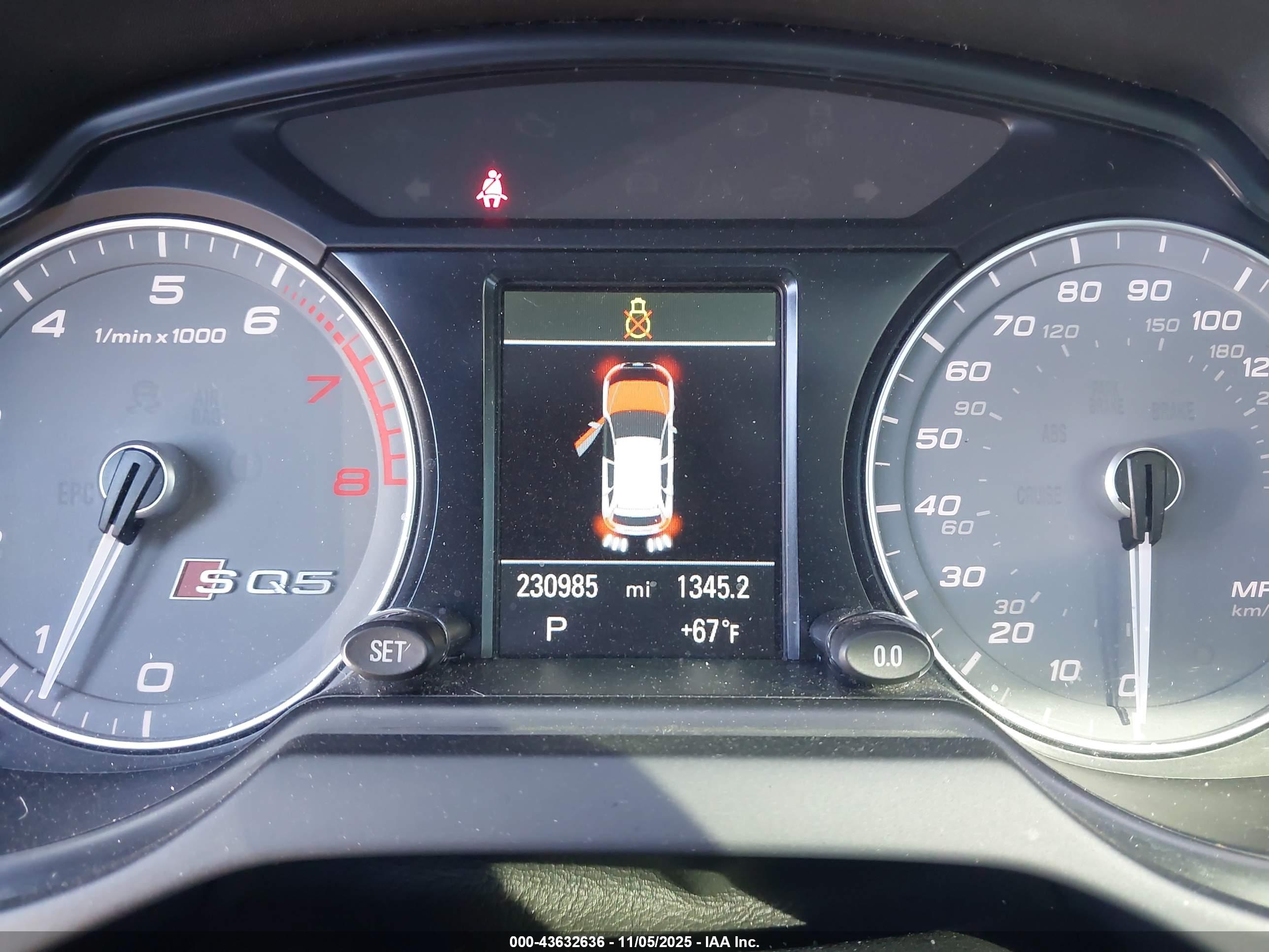 AUDI SQ5 image 7