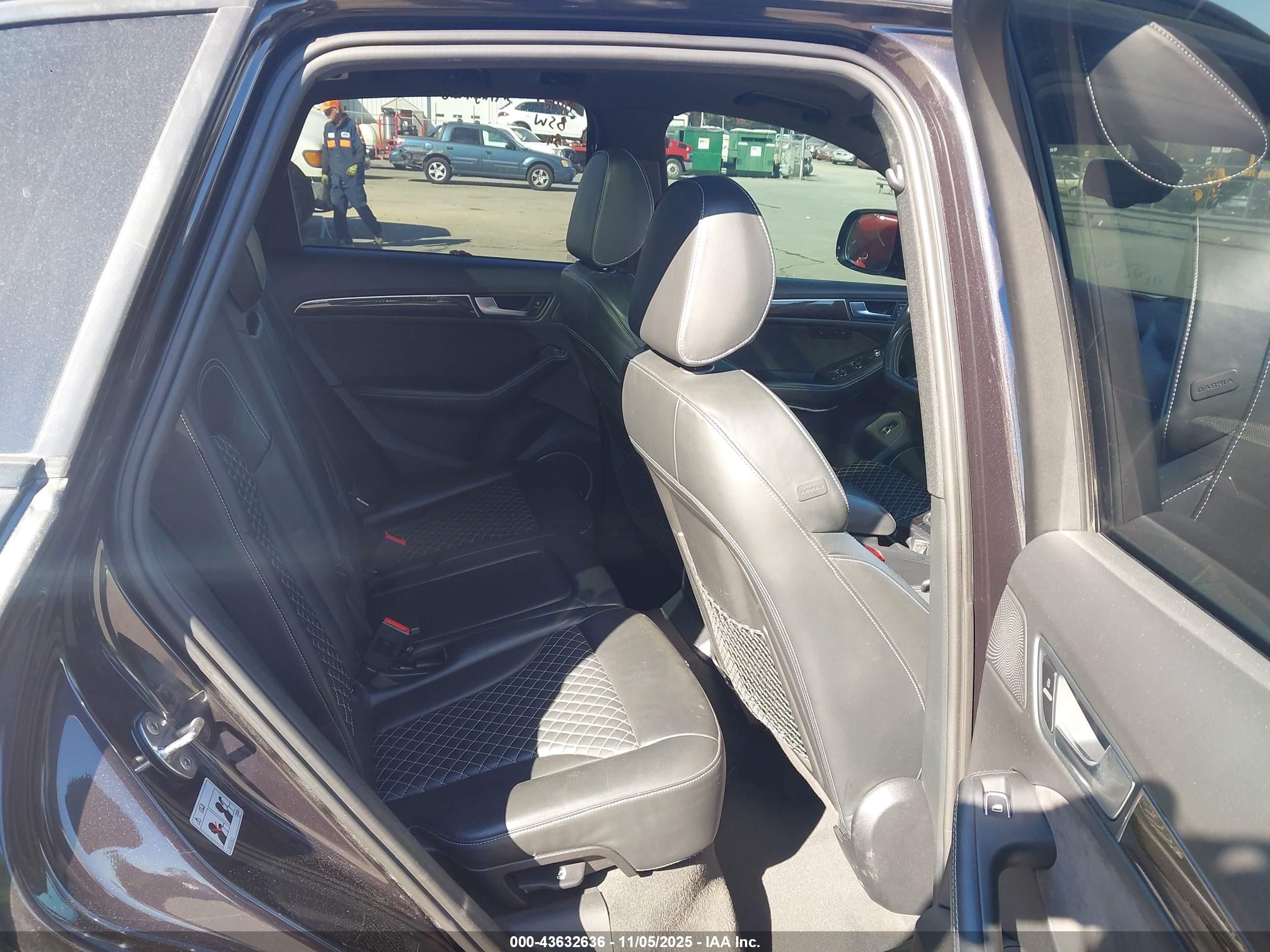 AUDI SQ5 image 8