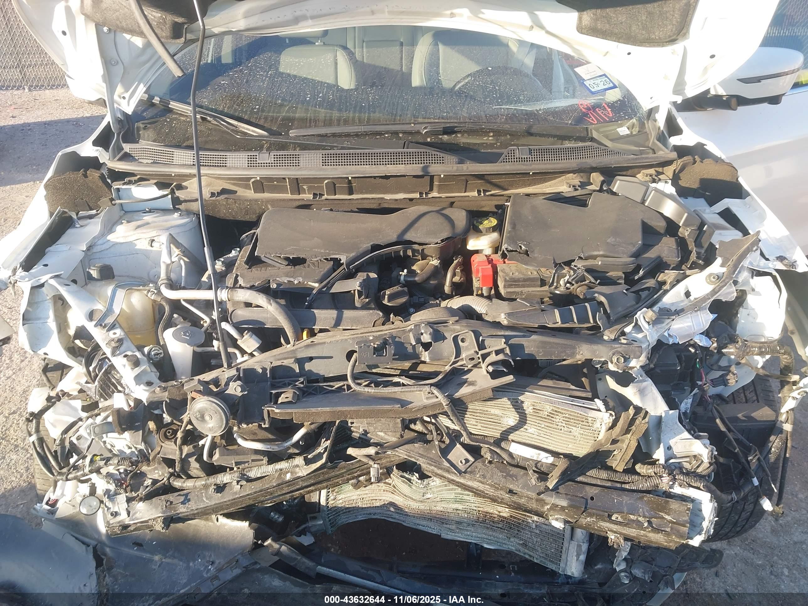 NISSAN ROGUE image 10