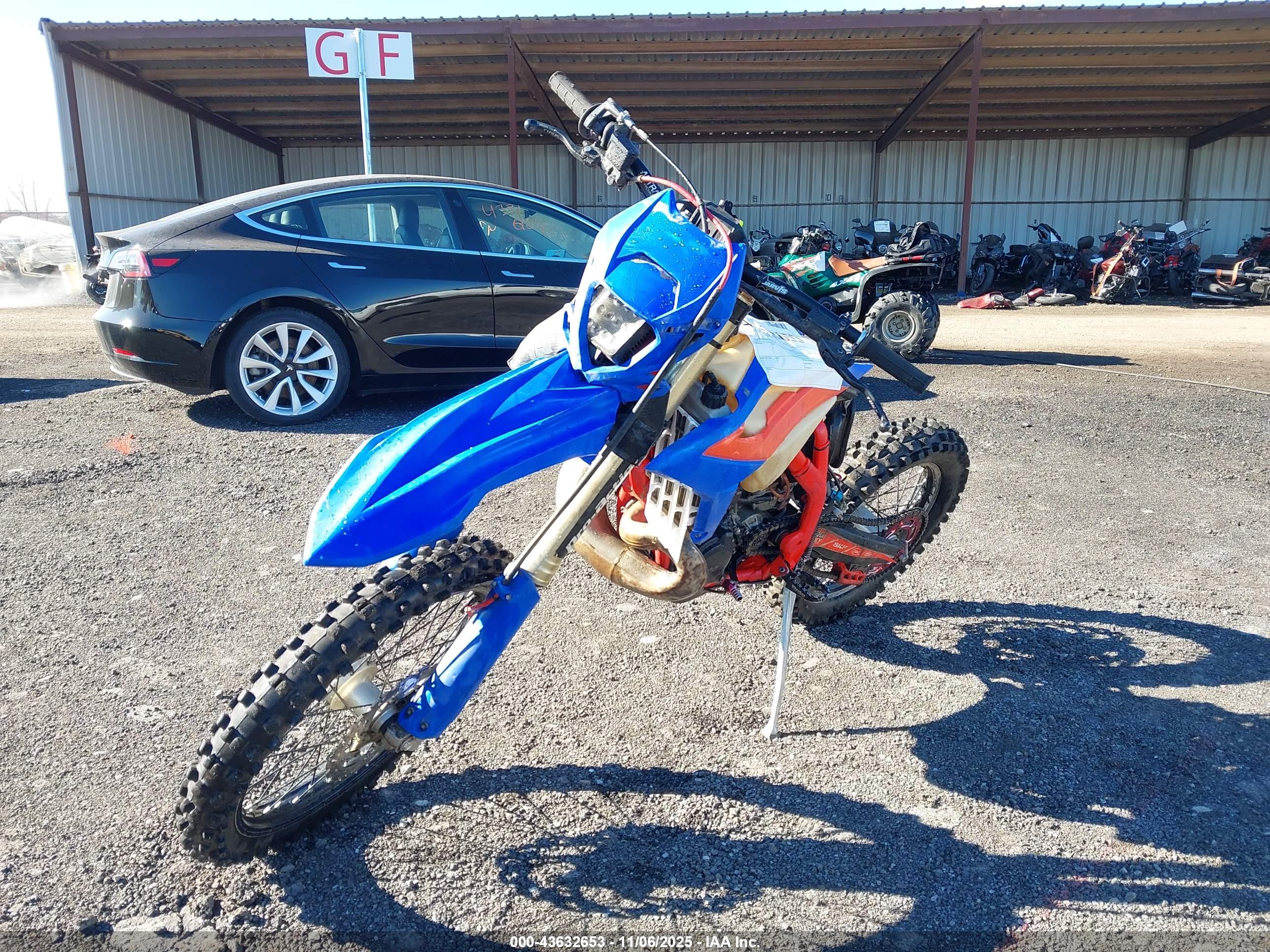 BETA MOTORCYCLE image 2