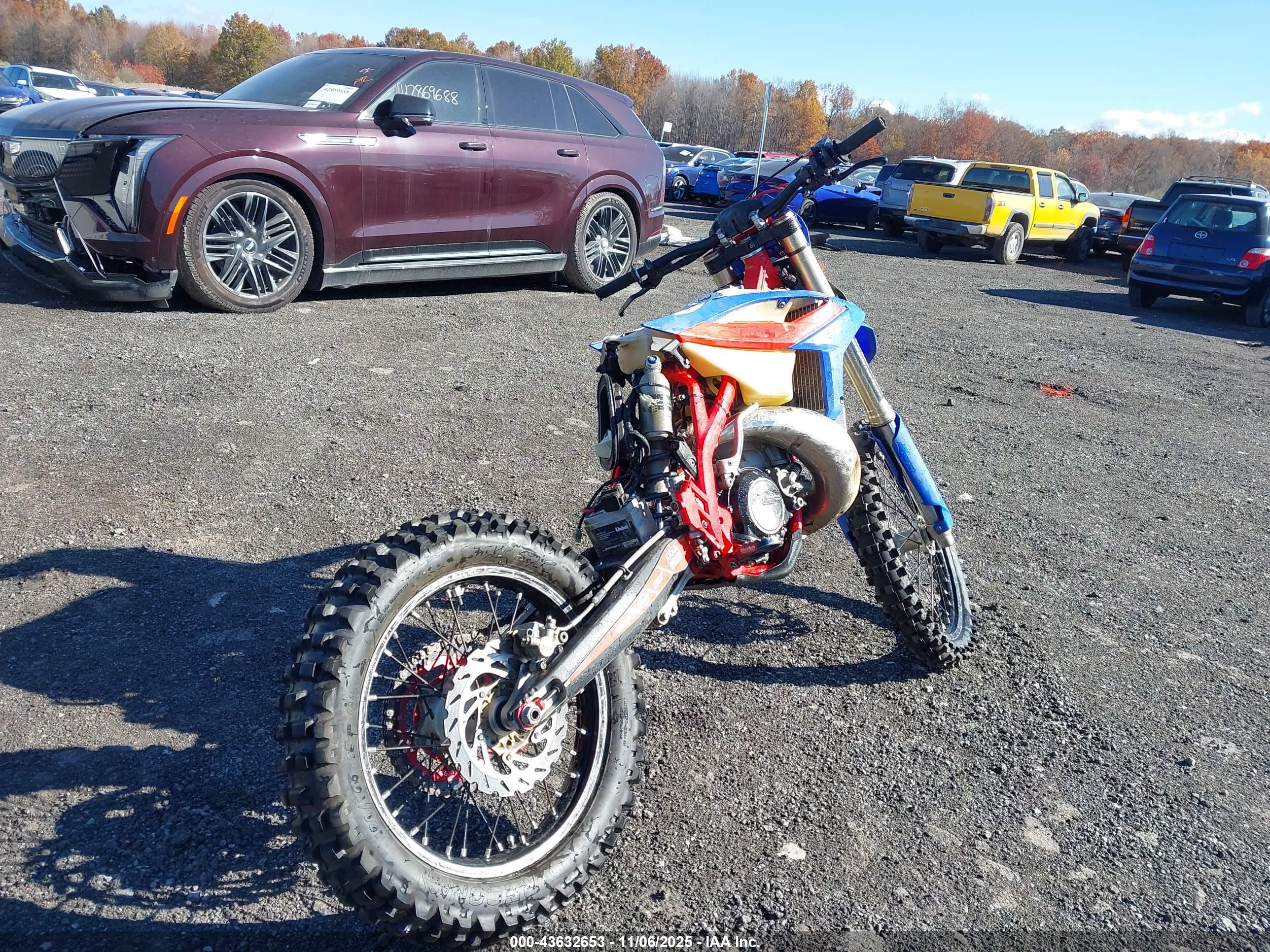 BETA MOTORCYCLE image 4