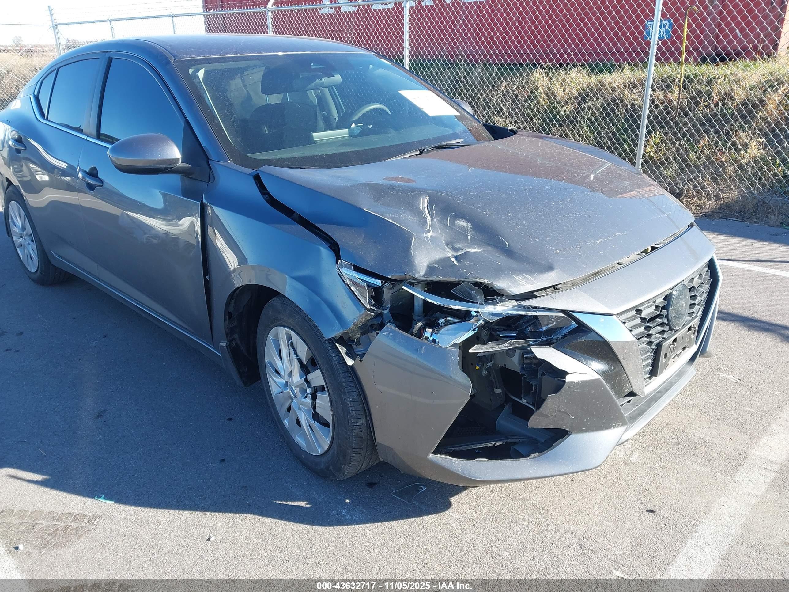 NISSAN SENTRA image 6