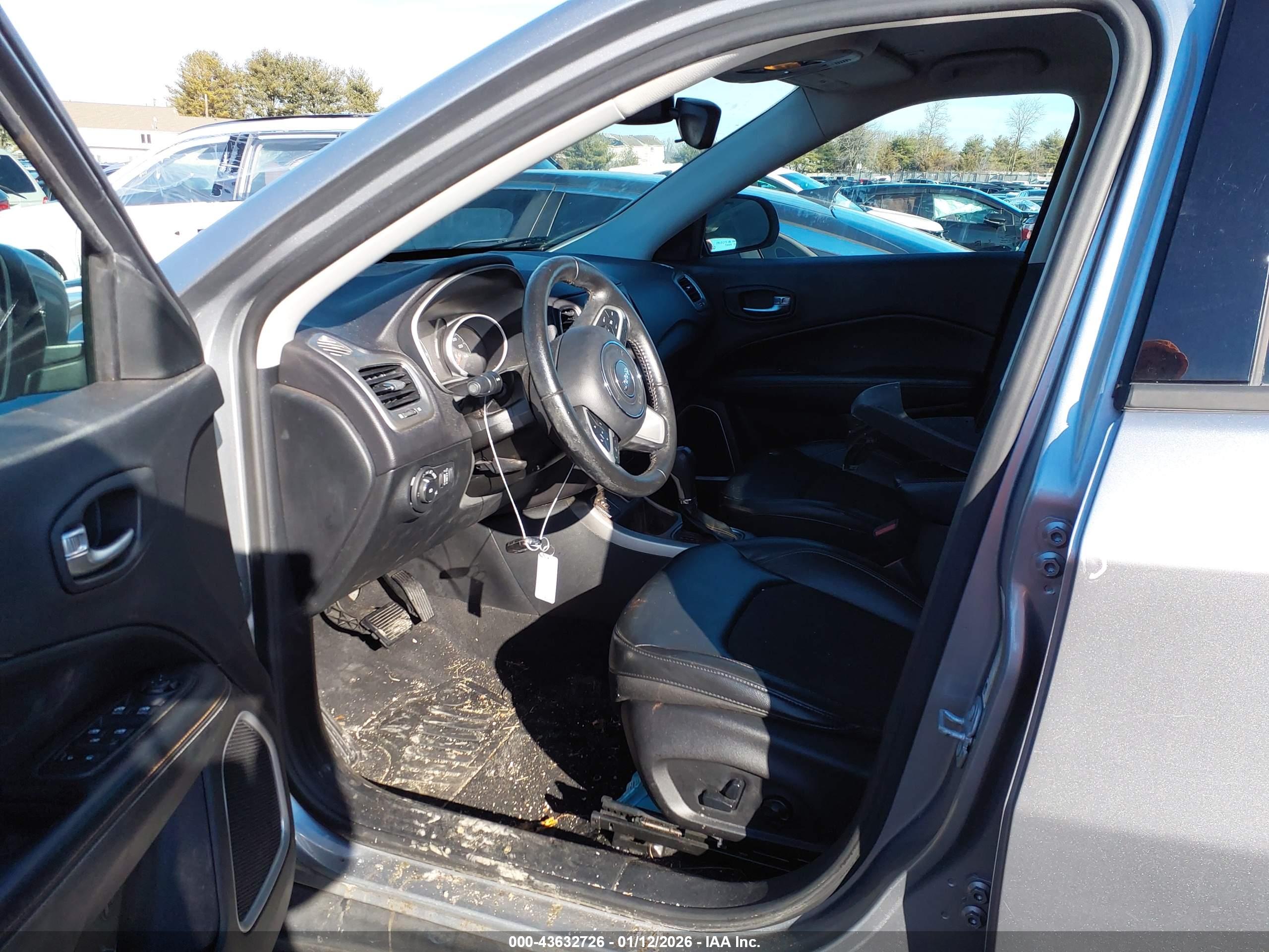 JEEP COMPASS image 5