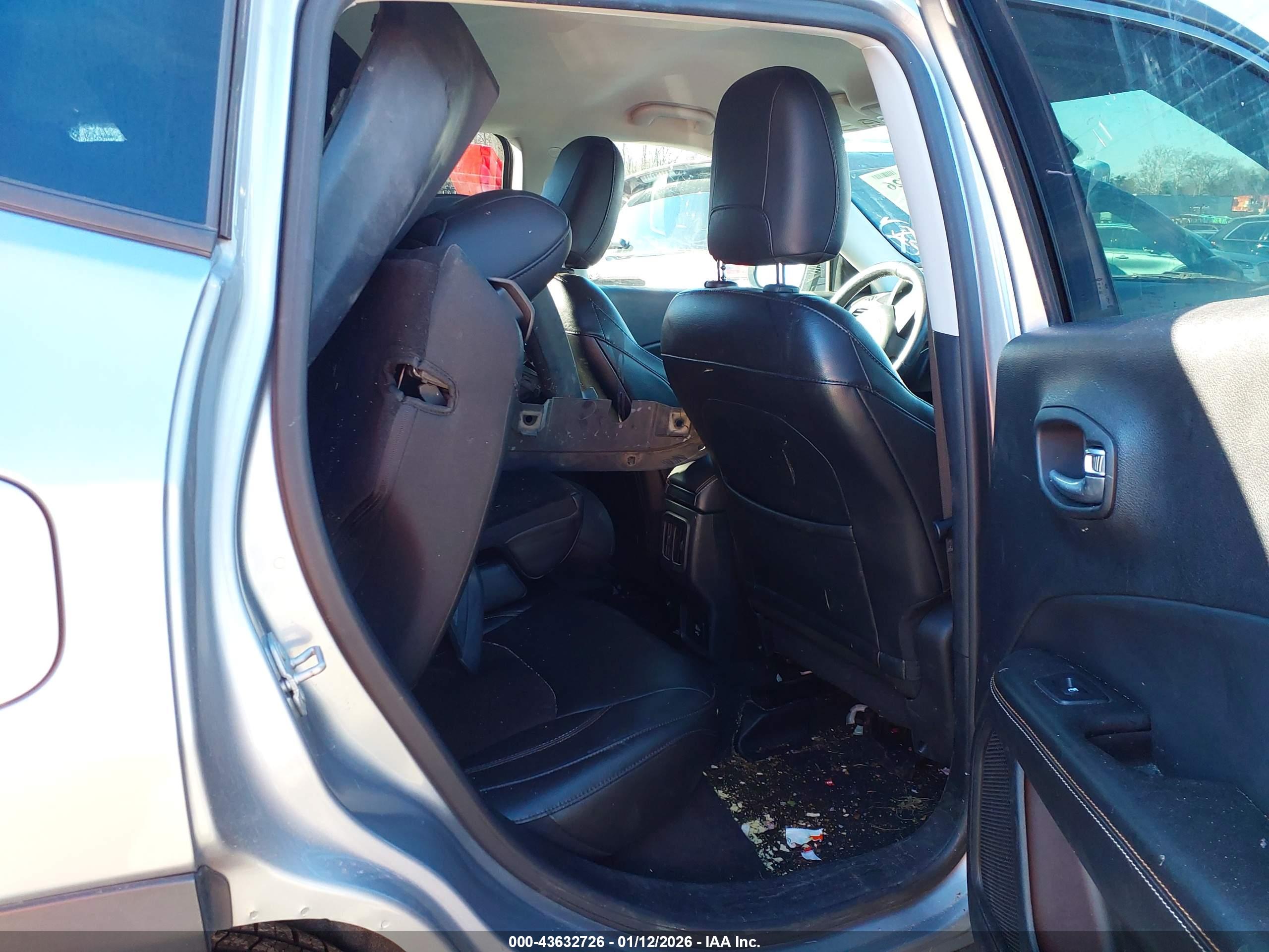 JEEP COMPASS image 8