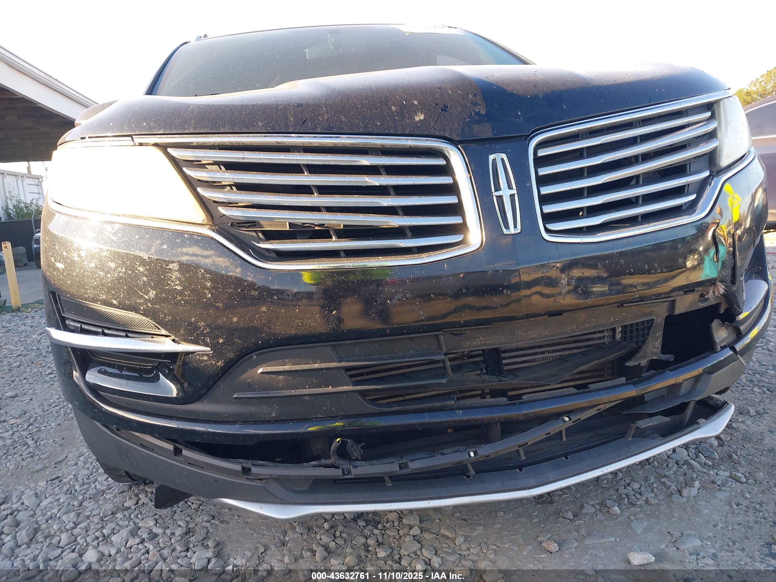 LINCOLN MKC image 6