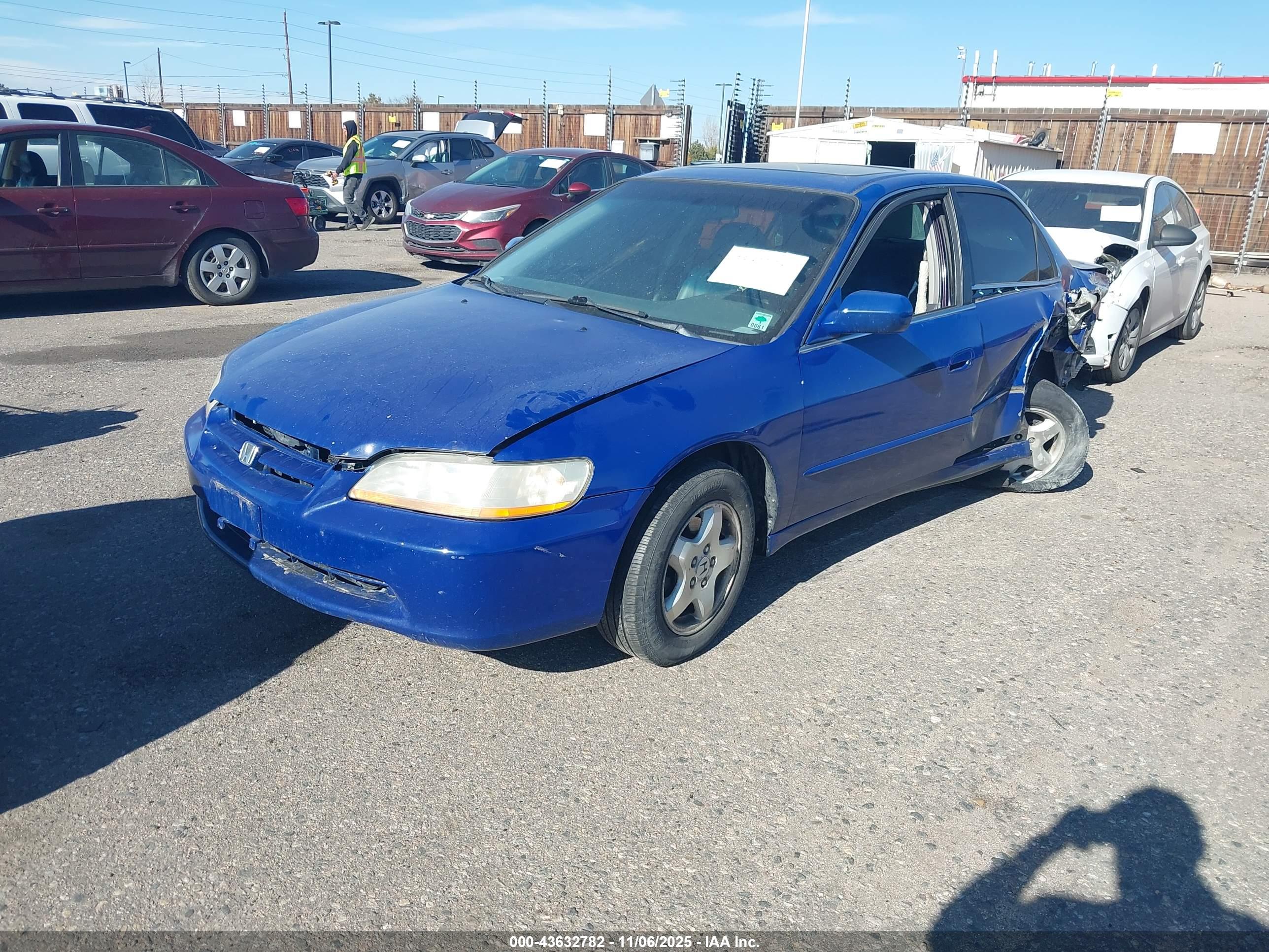 HONDA ACCORD image 2