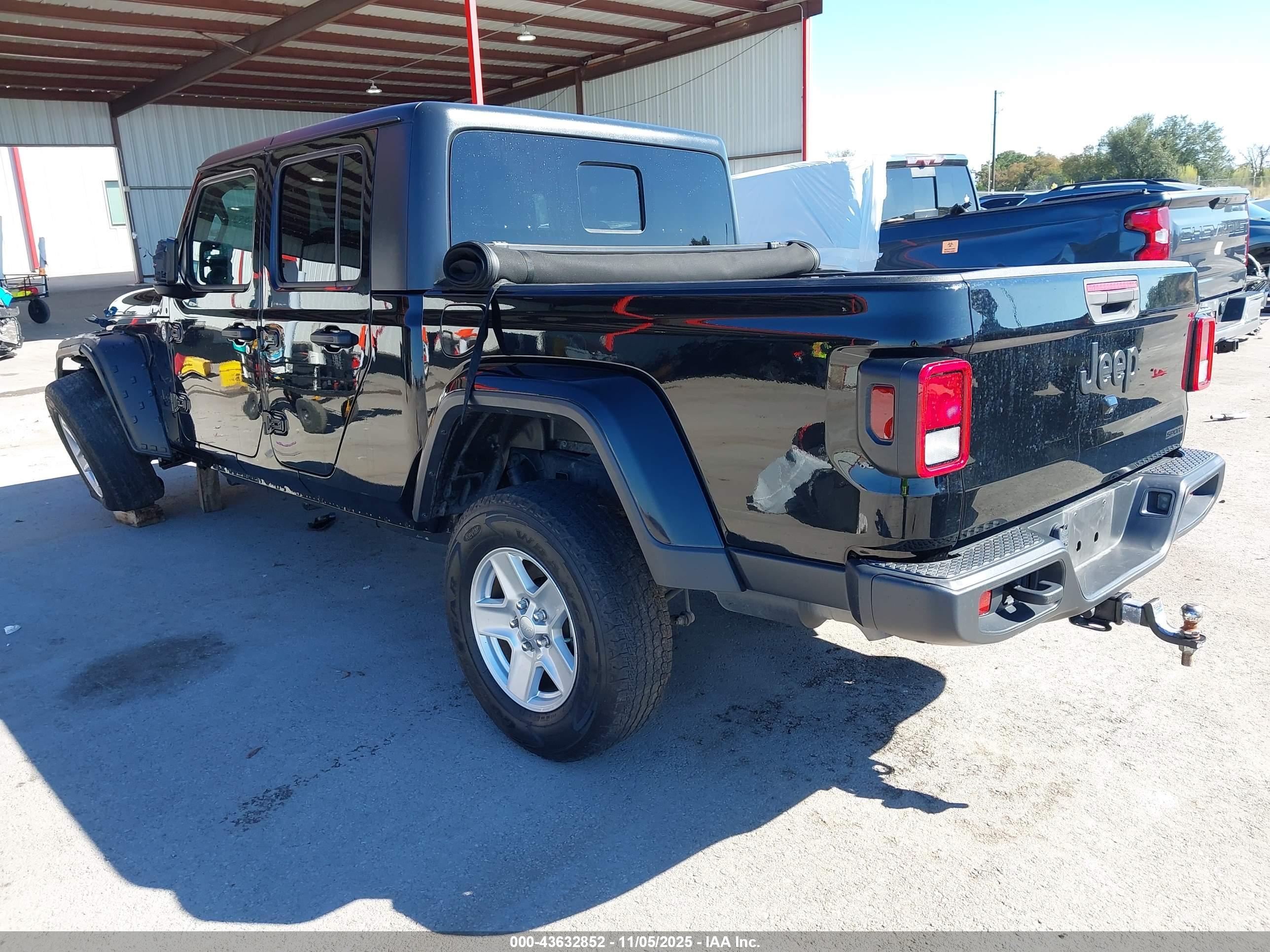 JEEP GLADIATOR image 3