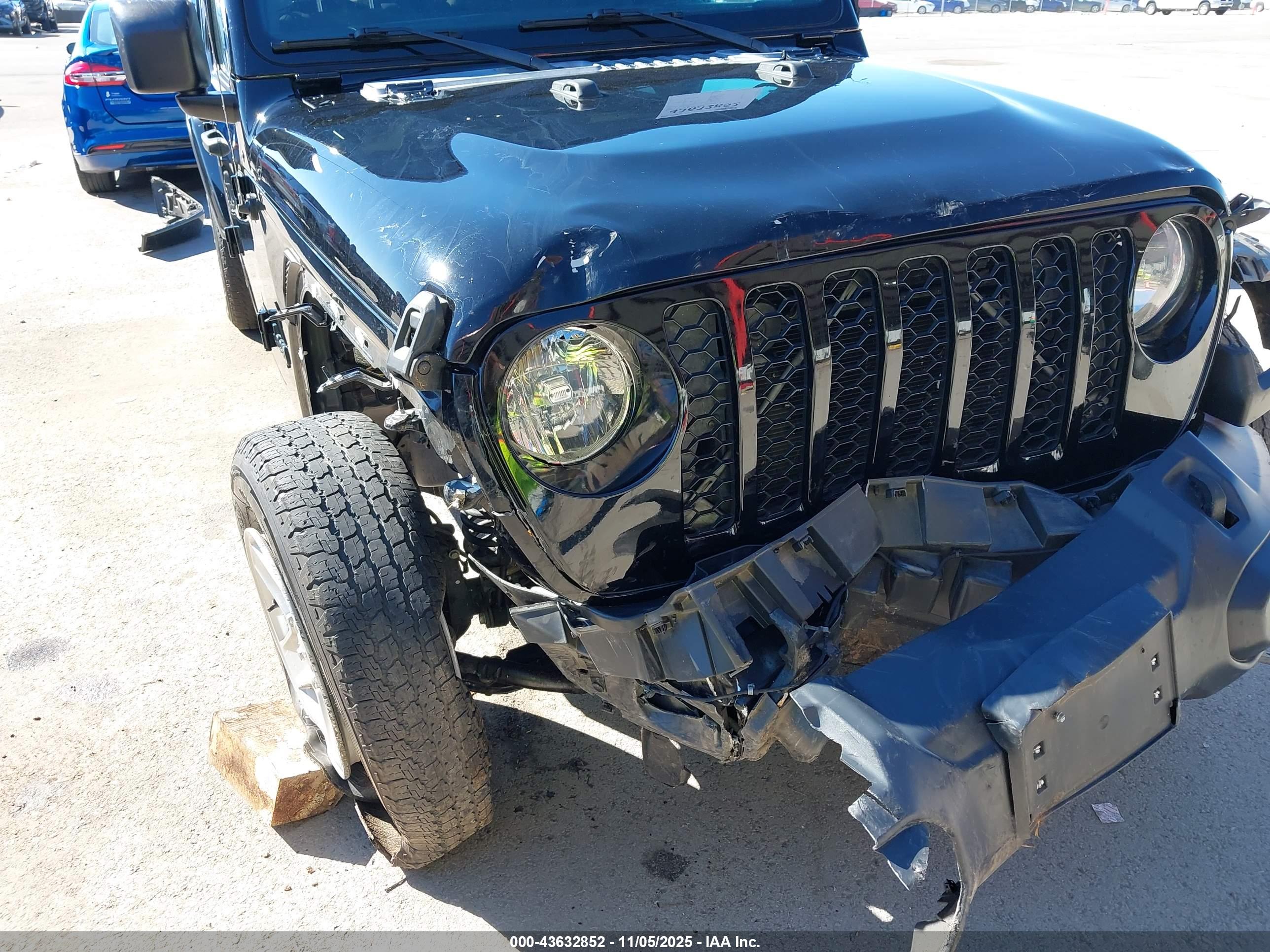 JEEP GLADIATOR image 6