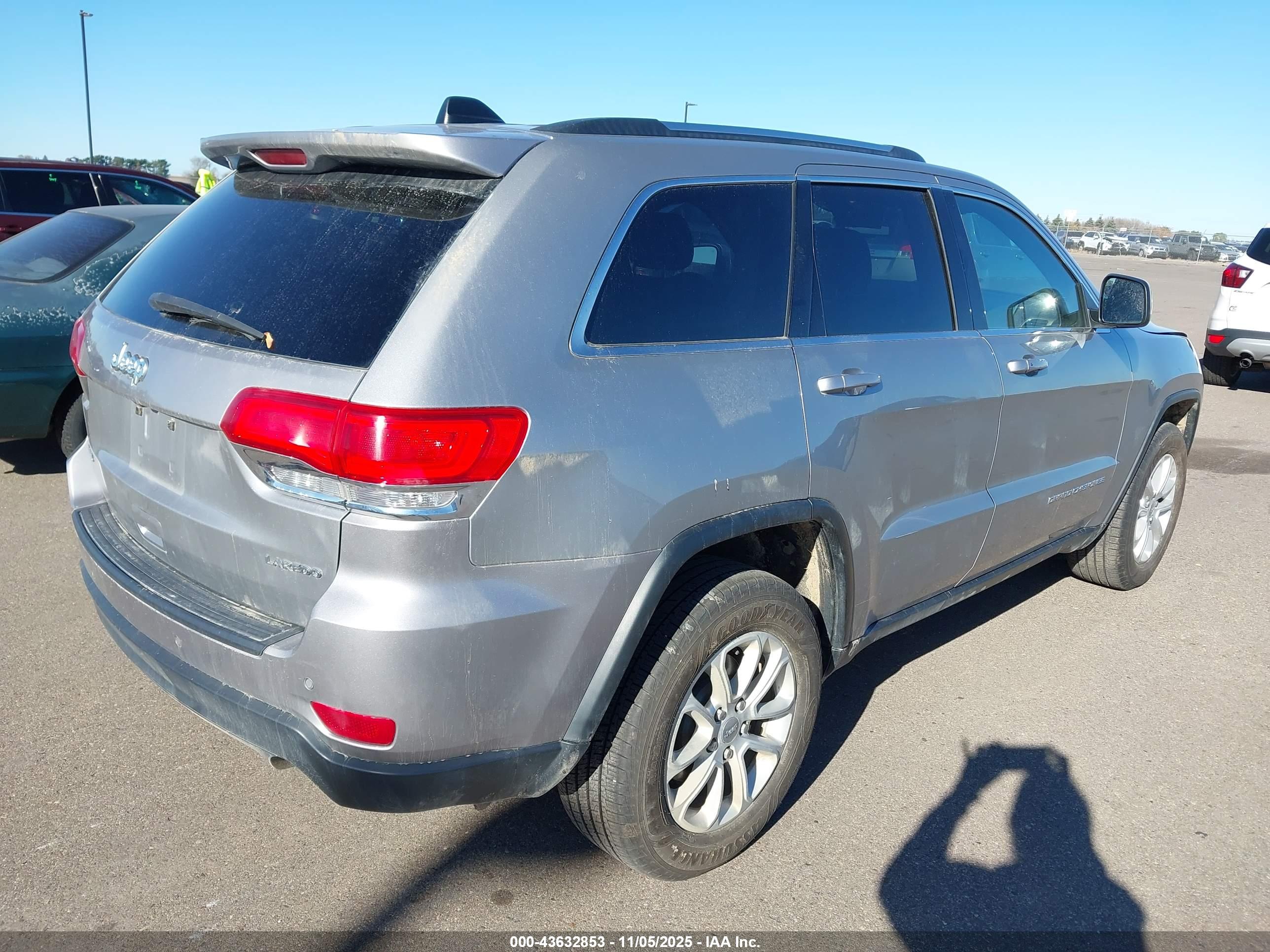 JEEP GRAND image 4
