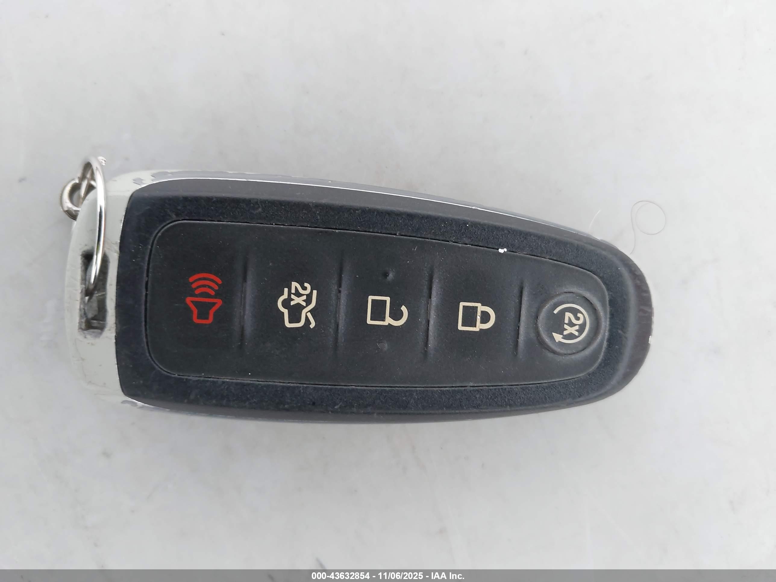 FORD ESCAPE image 11