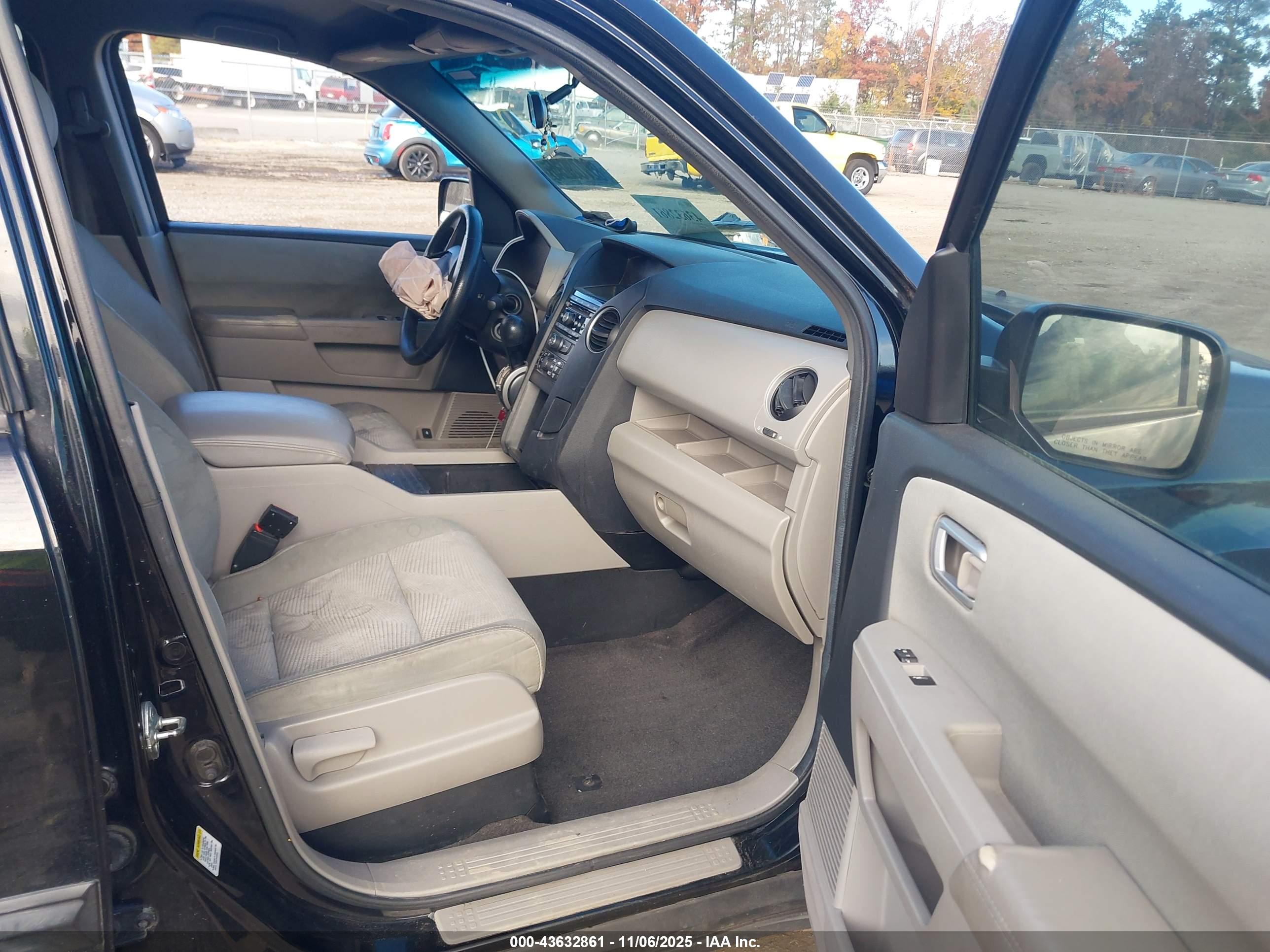 HONDA PILOT image 5