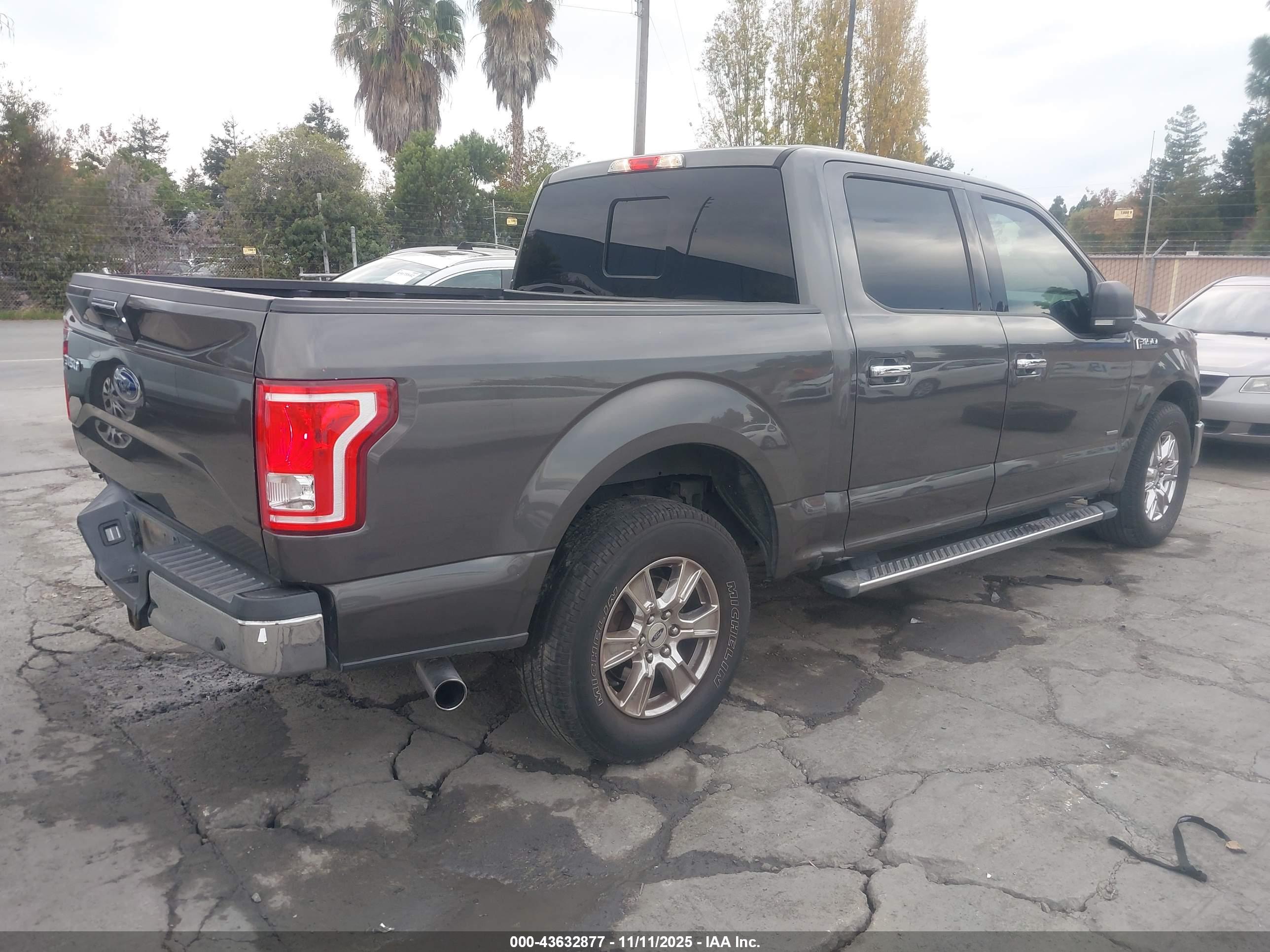FORD F-150 image 4