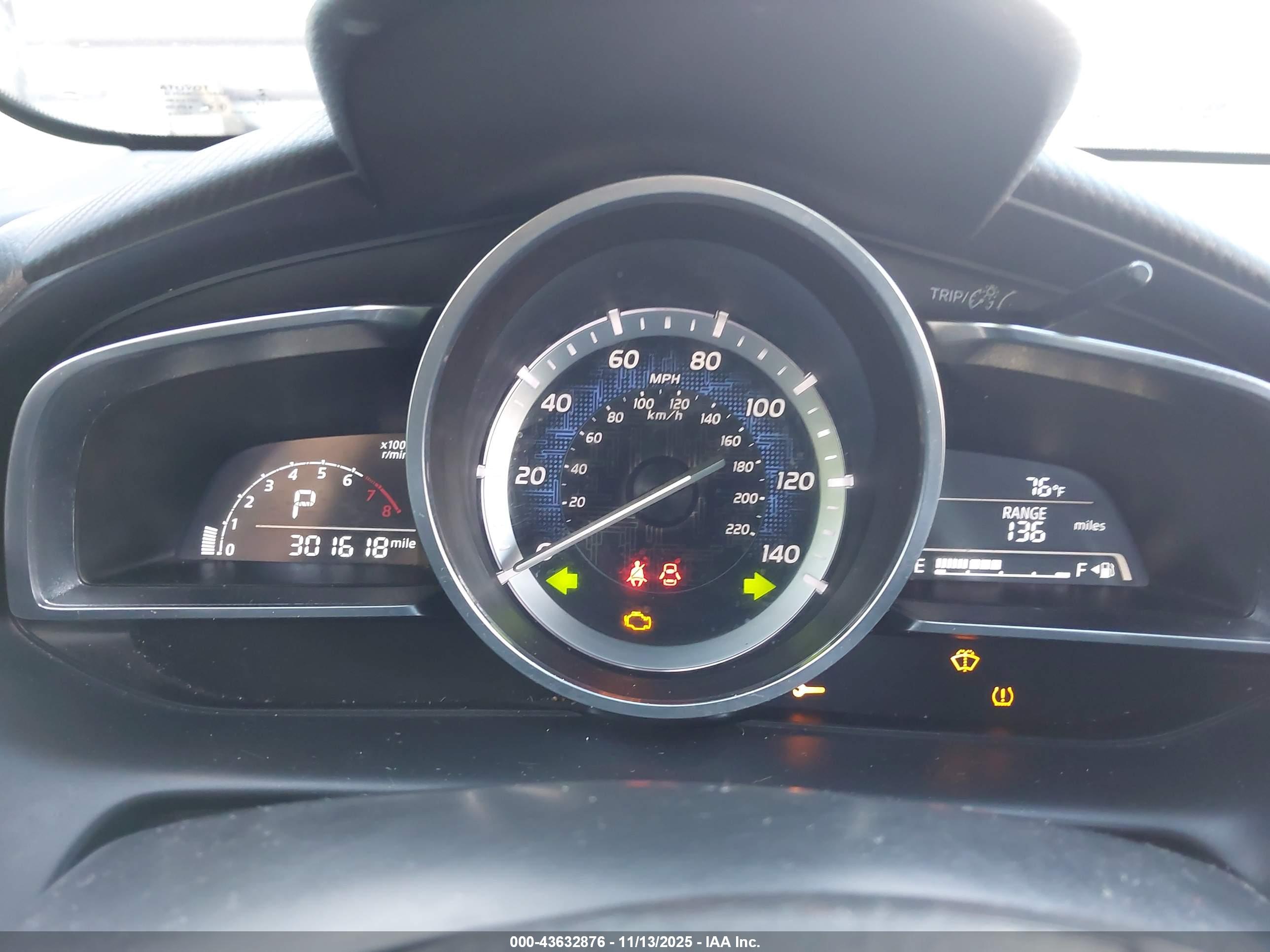 TOYOTA YARIS image 7
