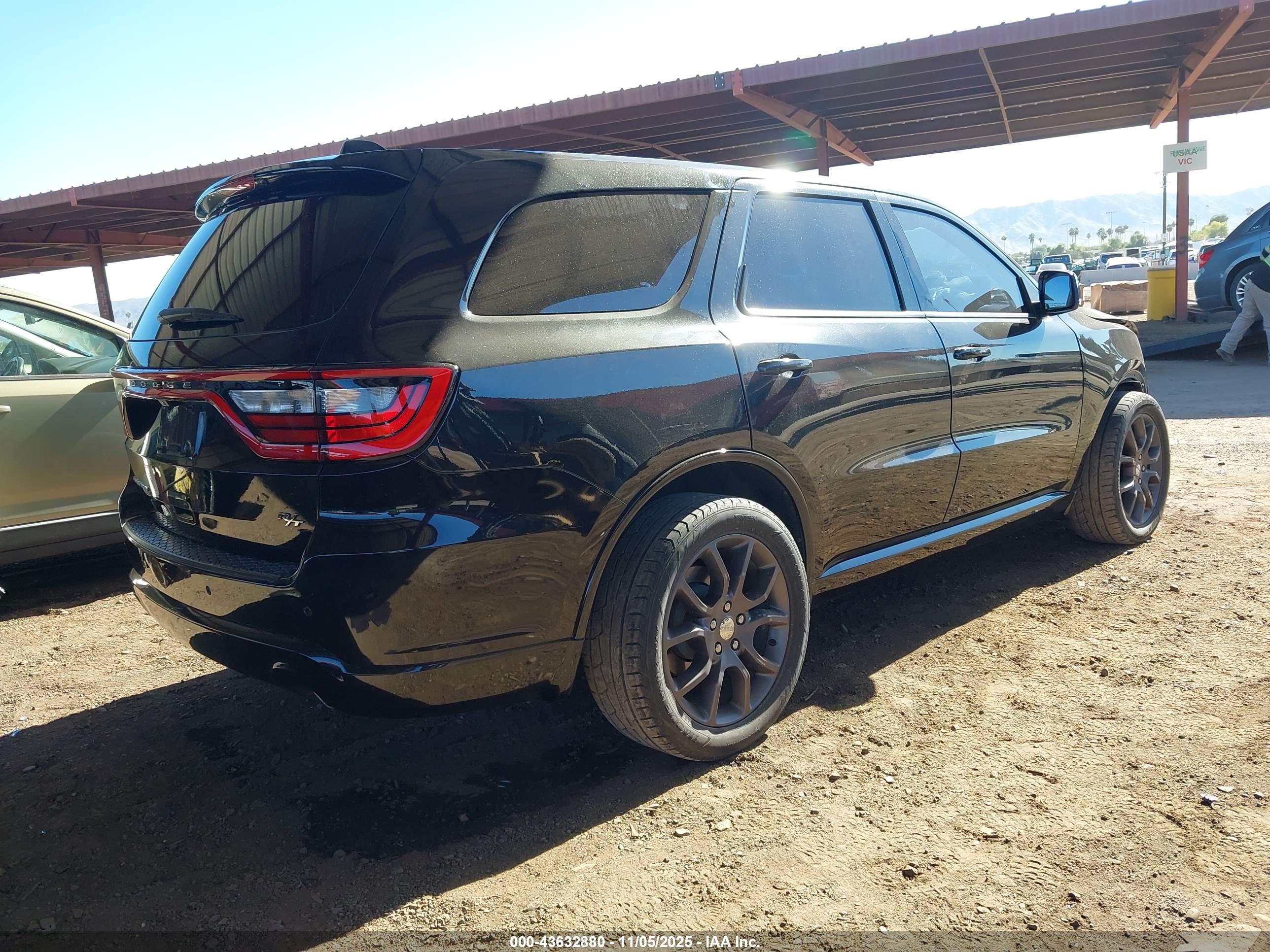 DODGE DURANGO image 4