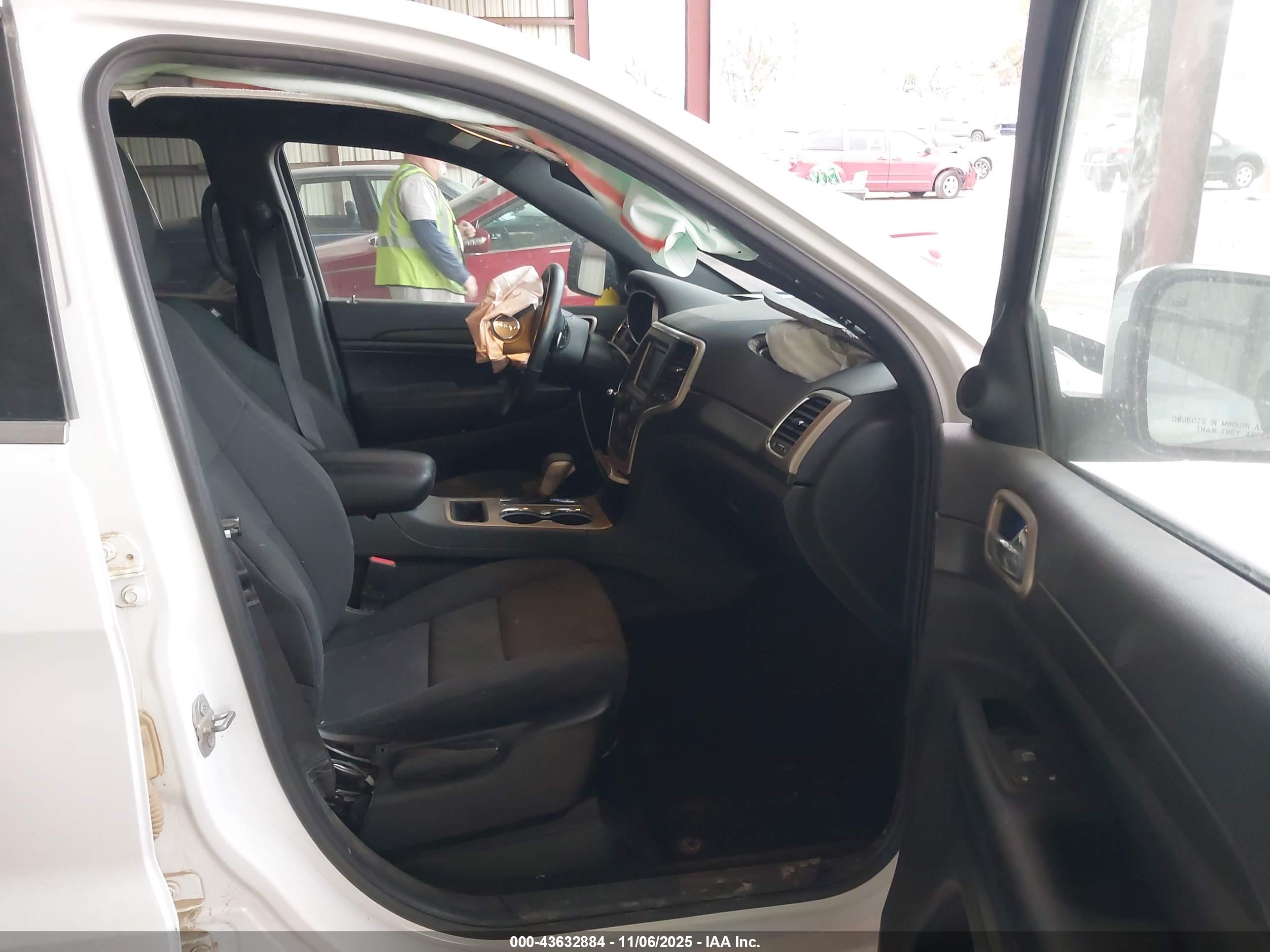 JEEP GRAND image 5
