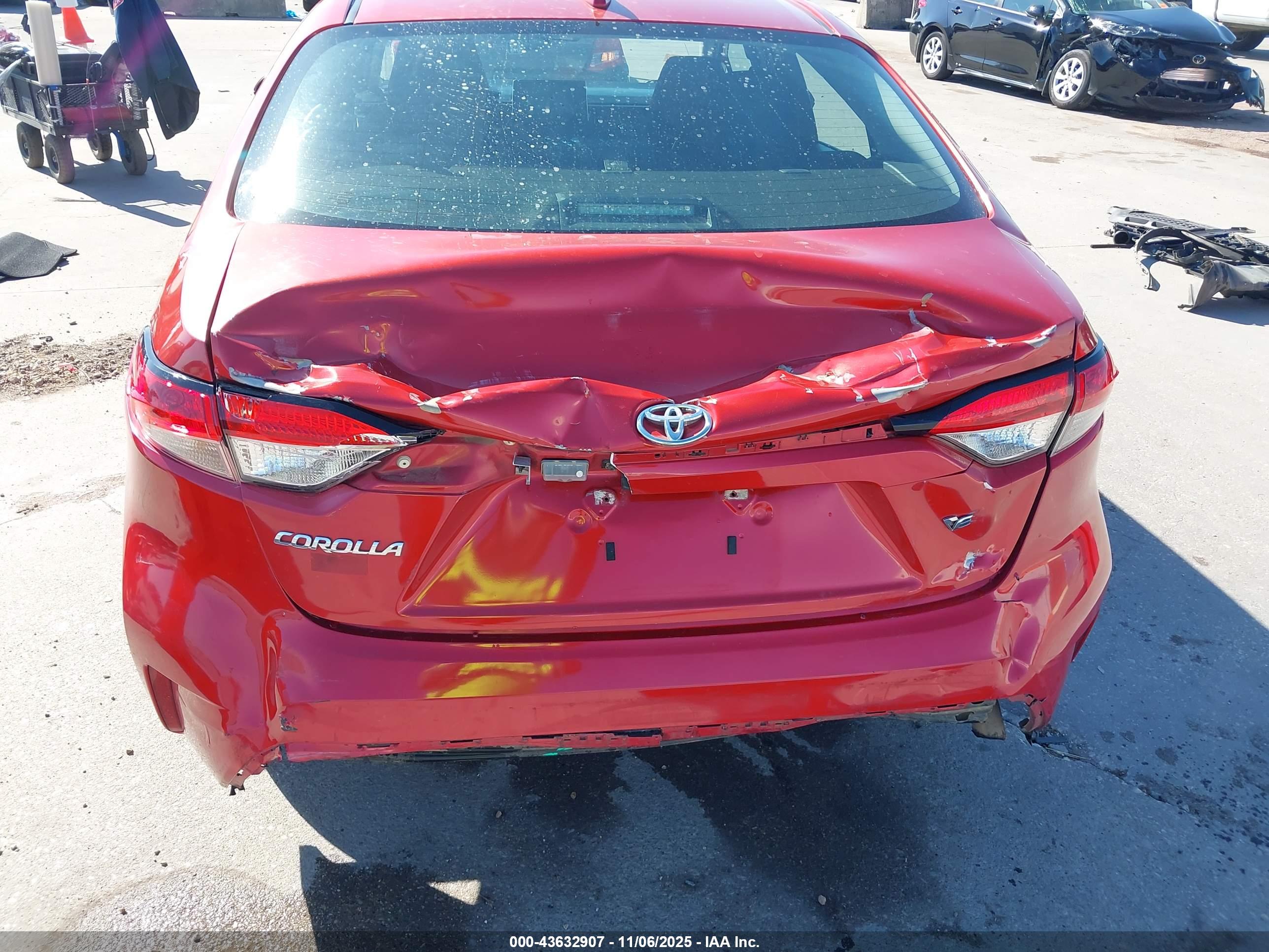 TOYOTA COROLLA image 6