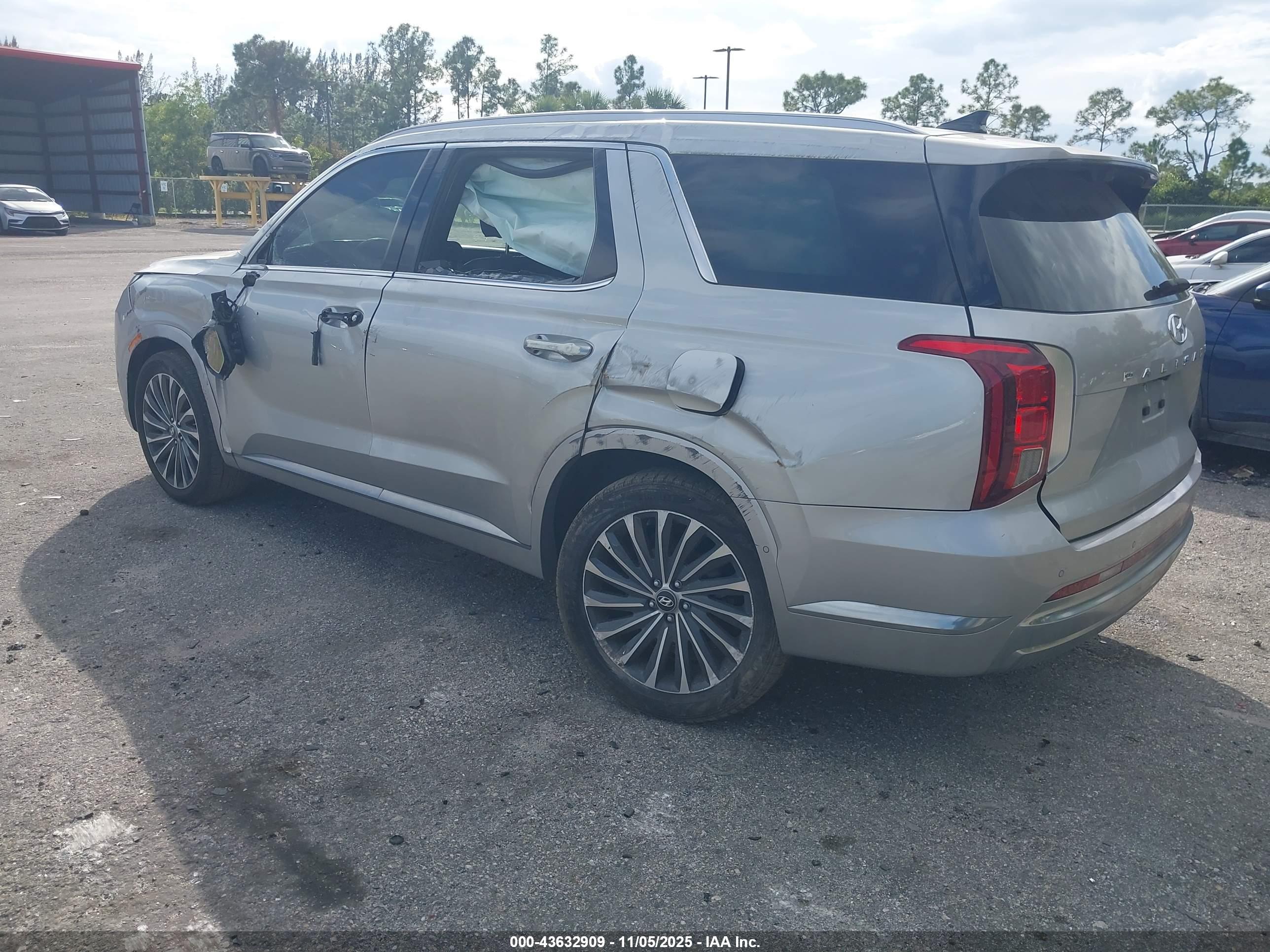 HYUNDAI PALISADE image 3