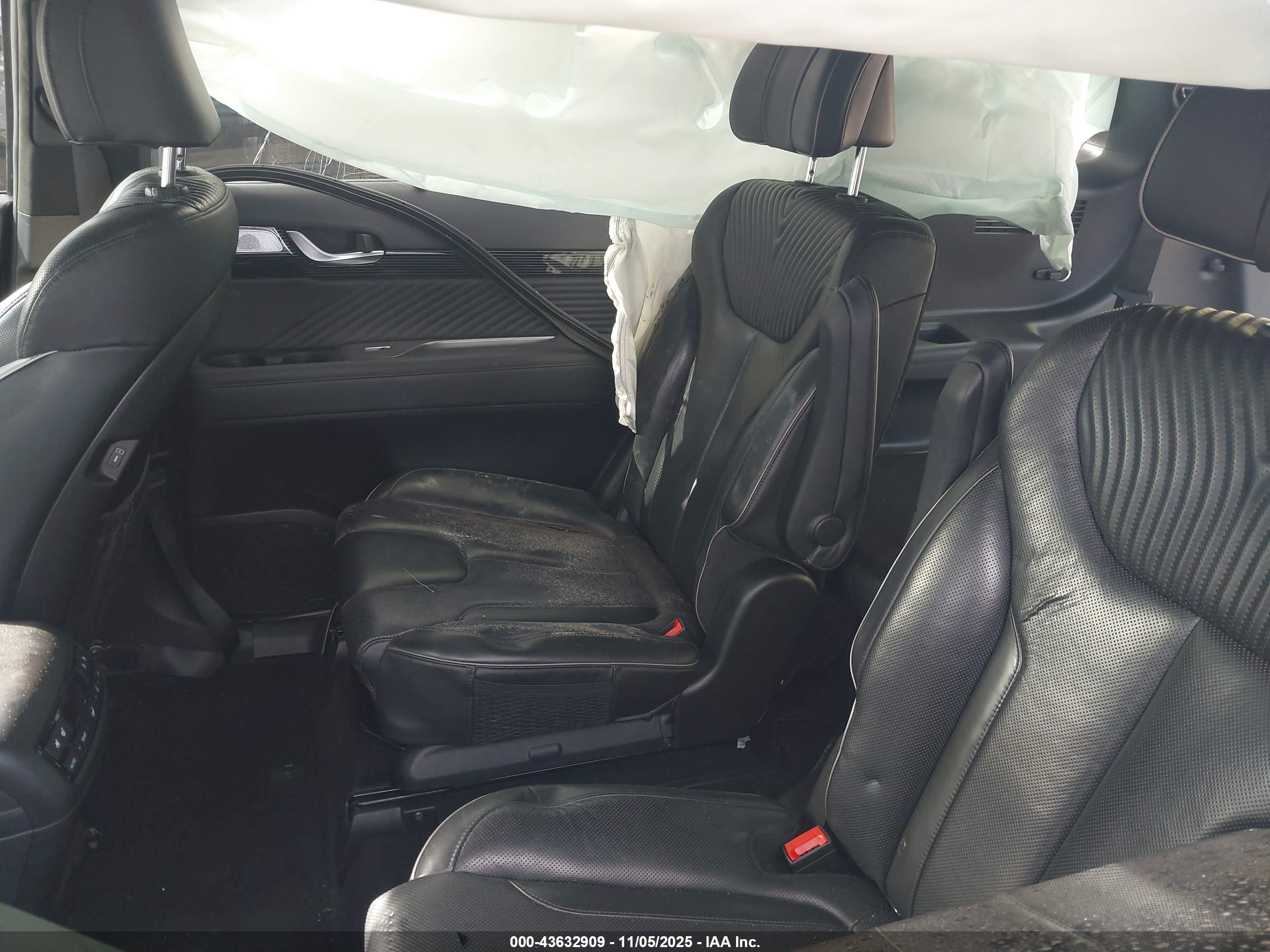 HYUNDAI PALISADE image 8