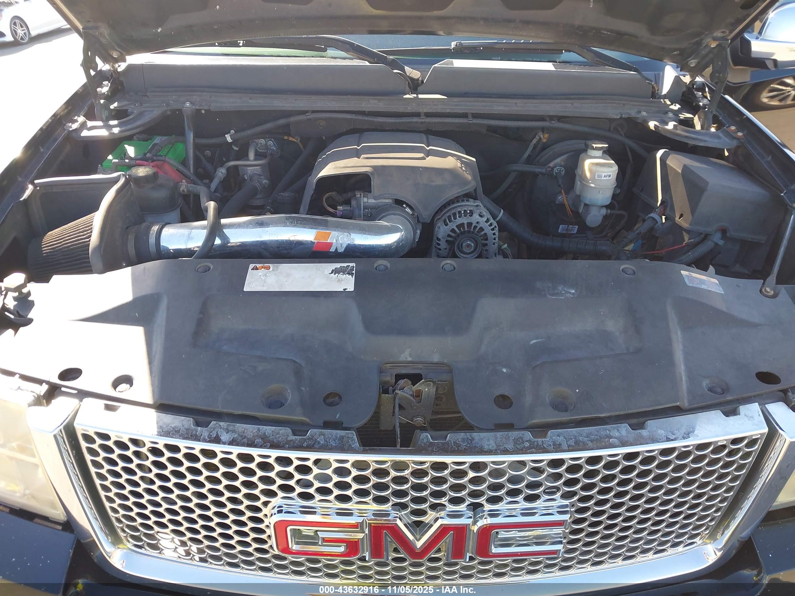 GMC SIERRA image 10