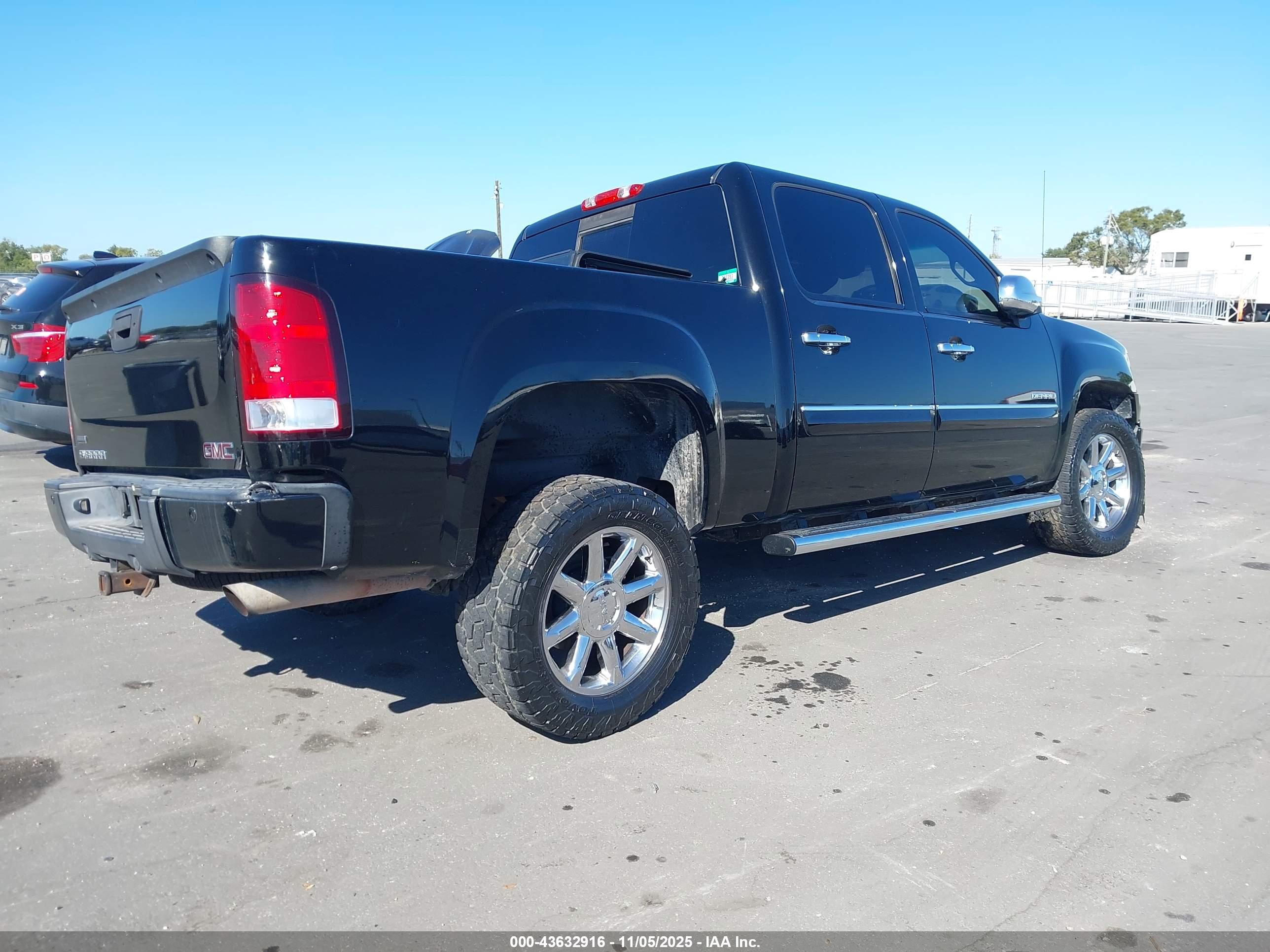 GMC SIERRA image 4