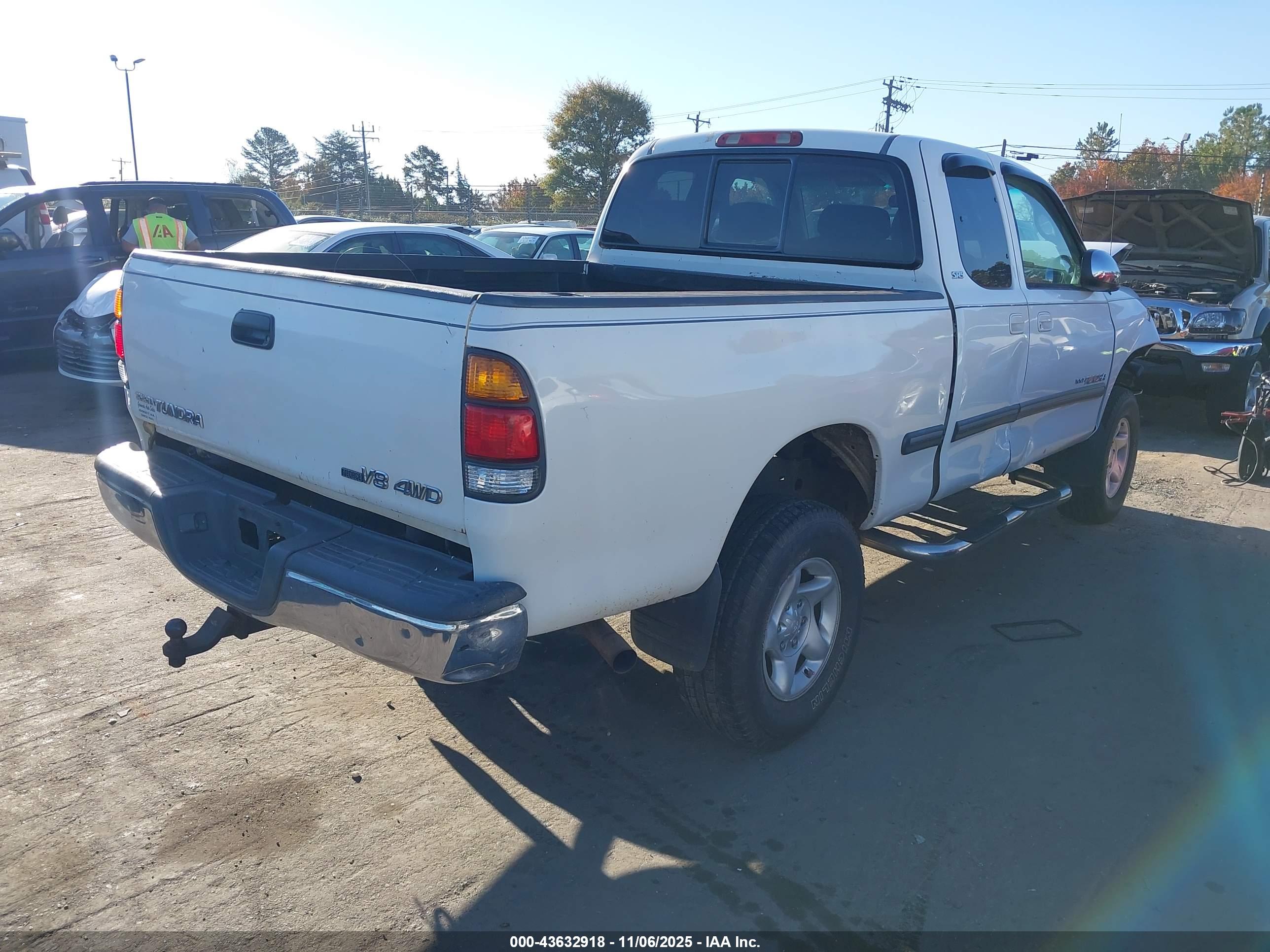 TOYOTA TUNDRA image 4