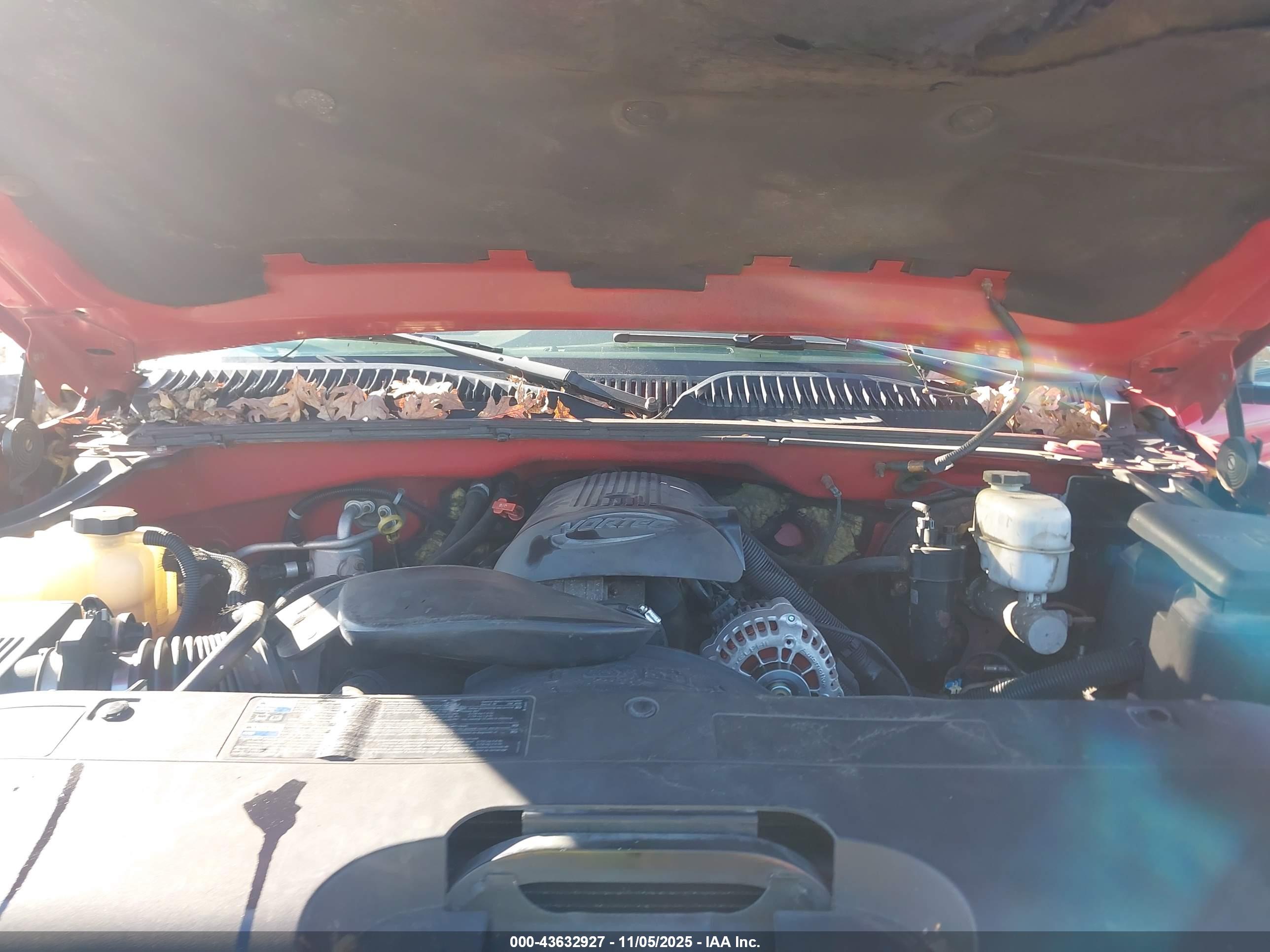 CHEVROLET SILVERADO image 10