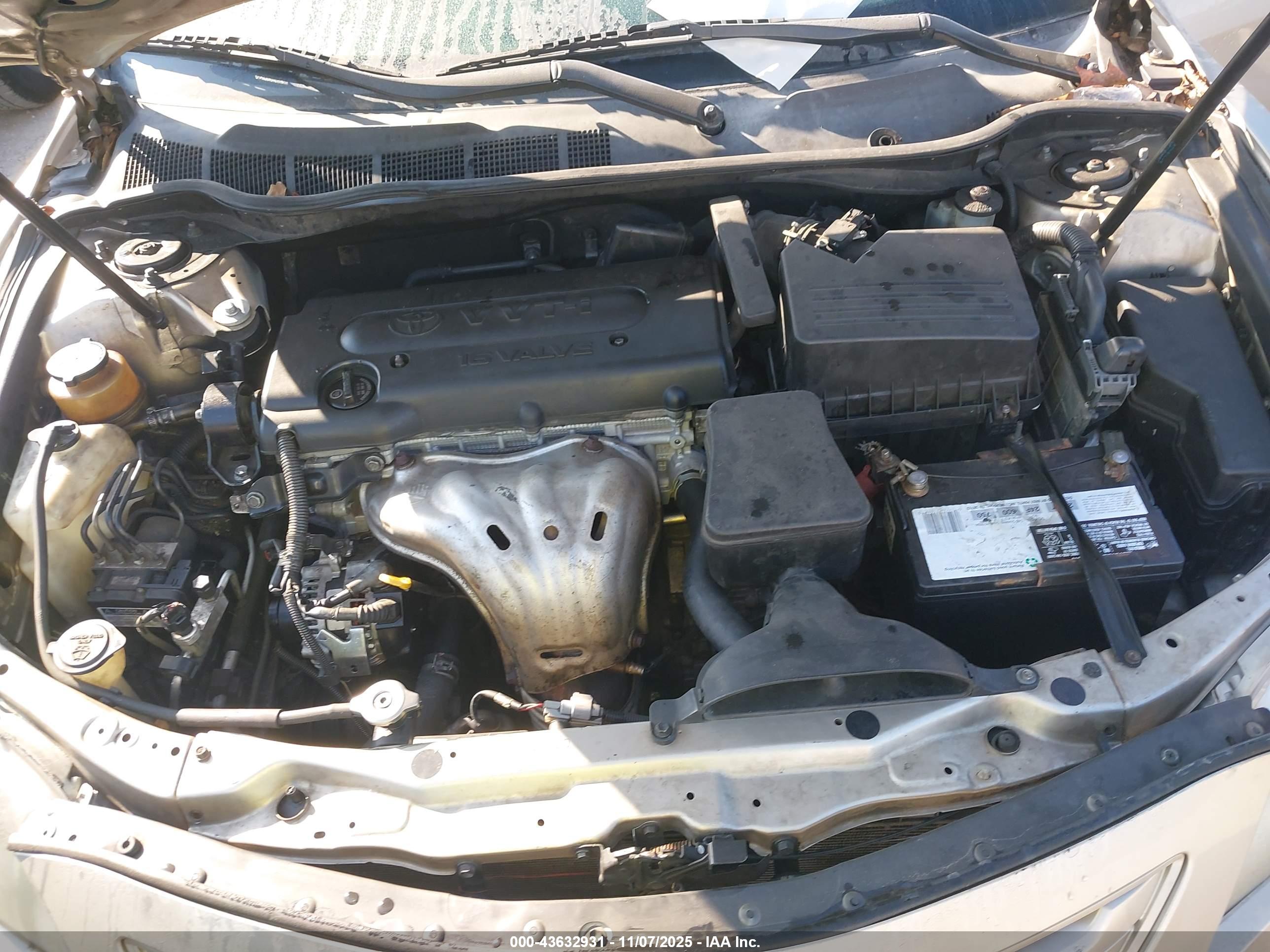 TOYOTA CAMRY image 10