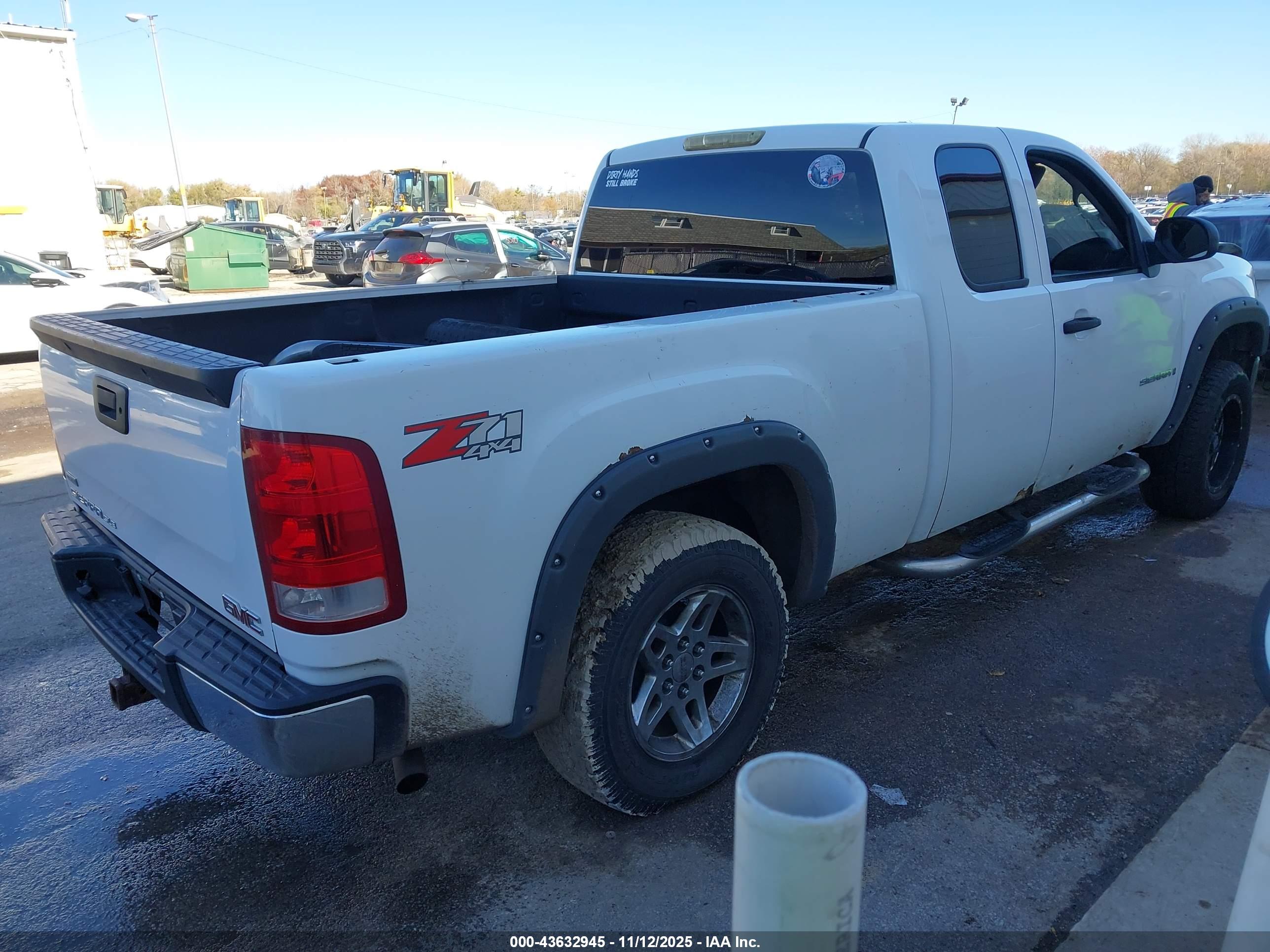 GMC SIERRA image 4