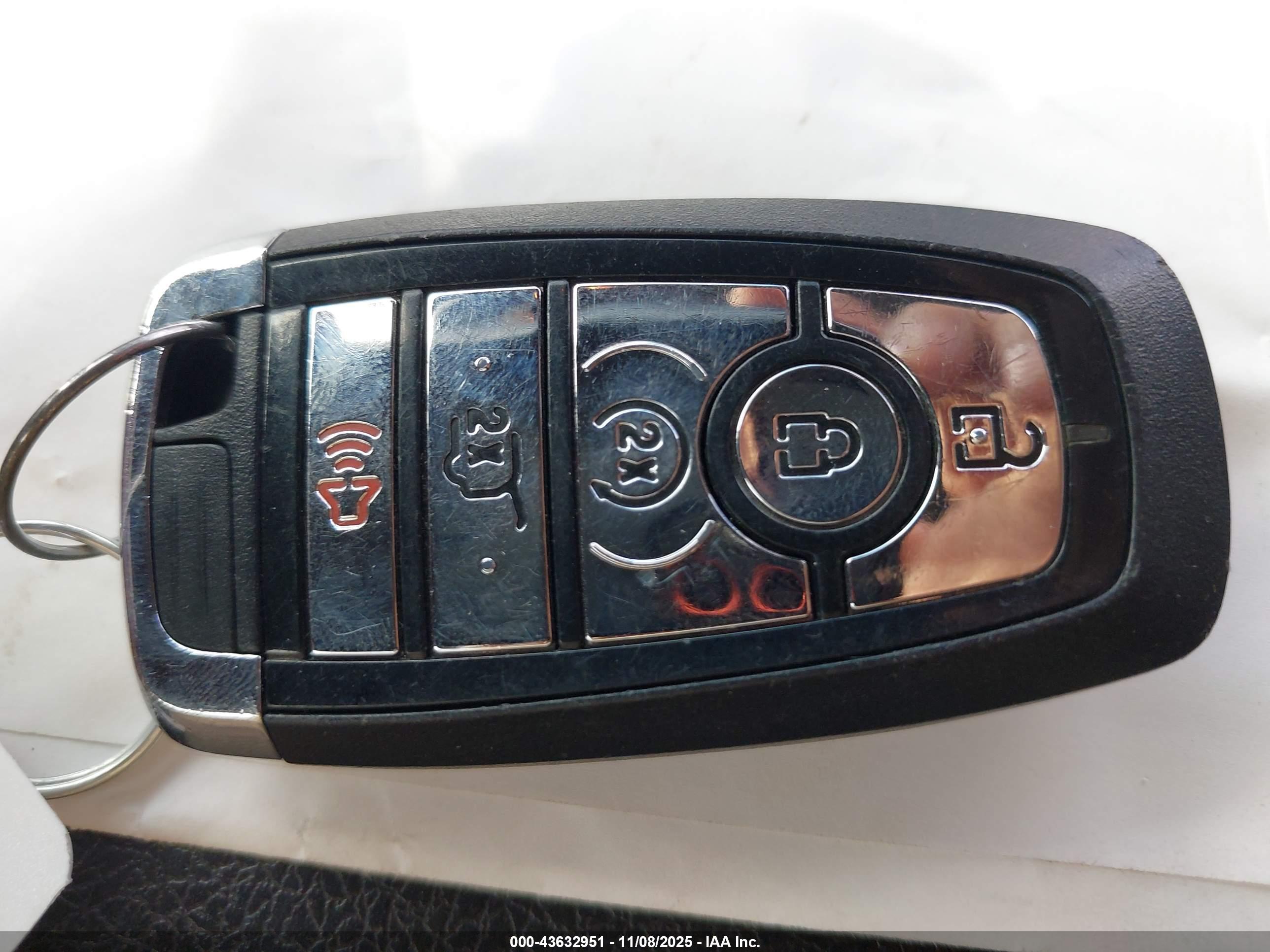 LINCOLN NAVIGATOR image 11