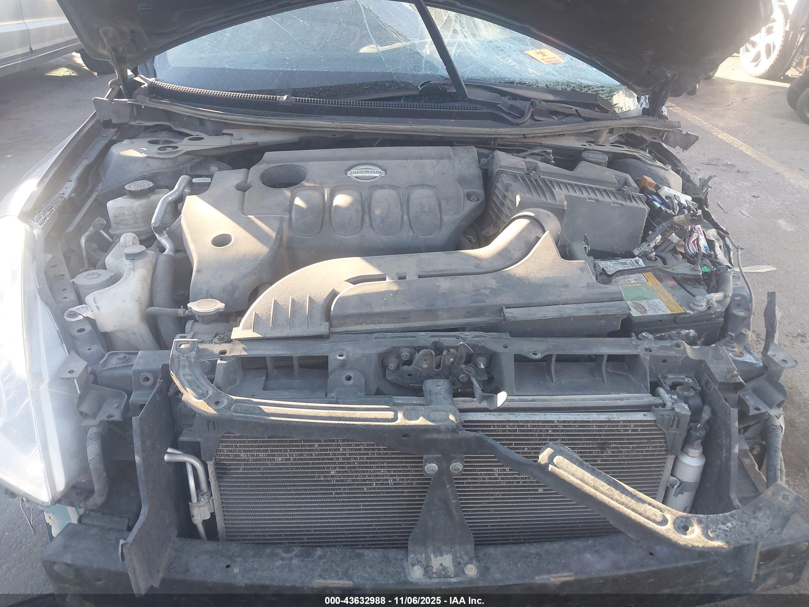 NISSAN ALTIMA image 10