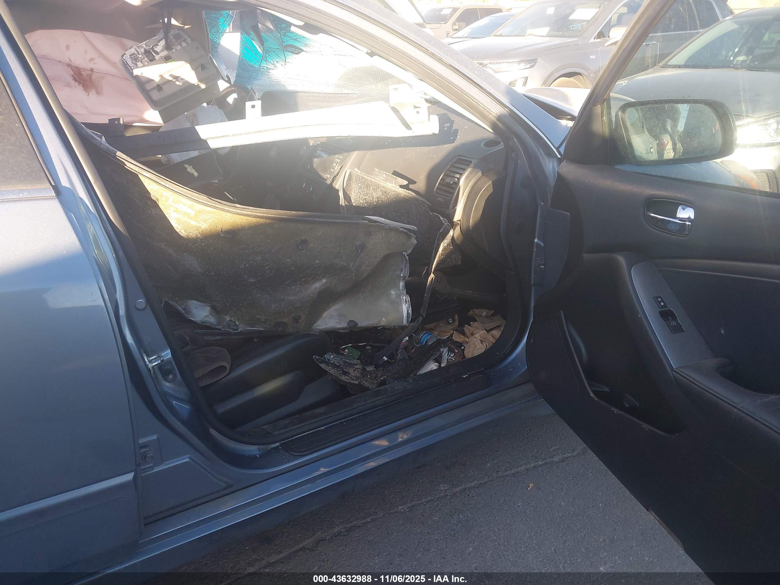 NISSAN ALTIMA image 5
