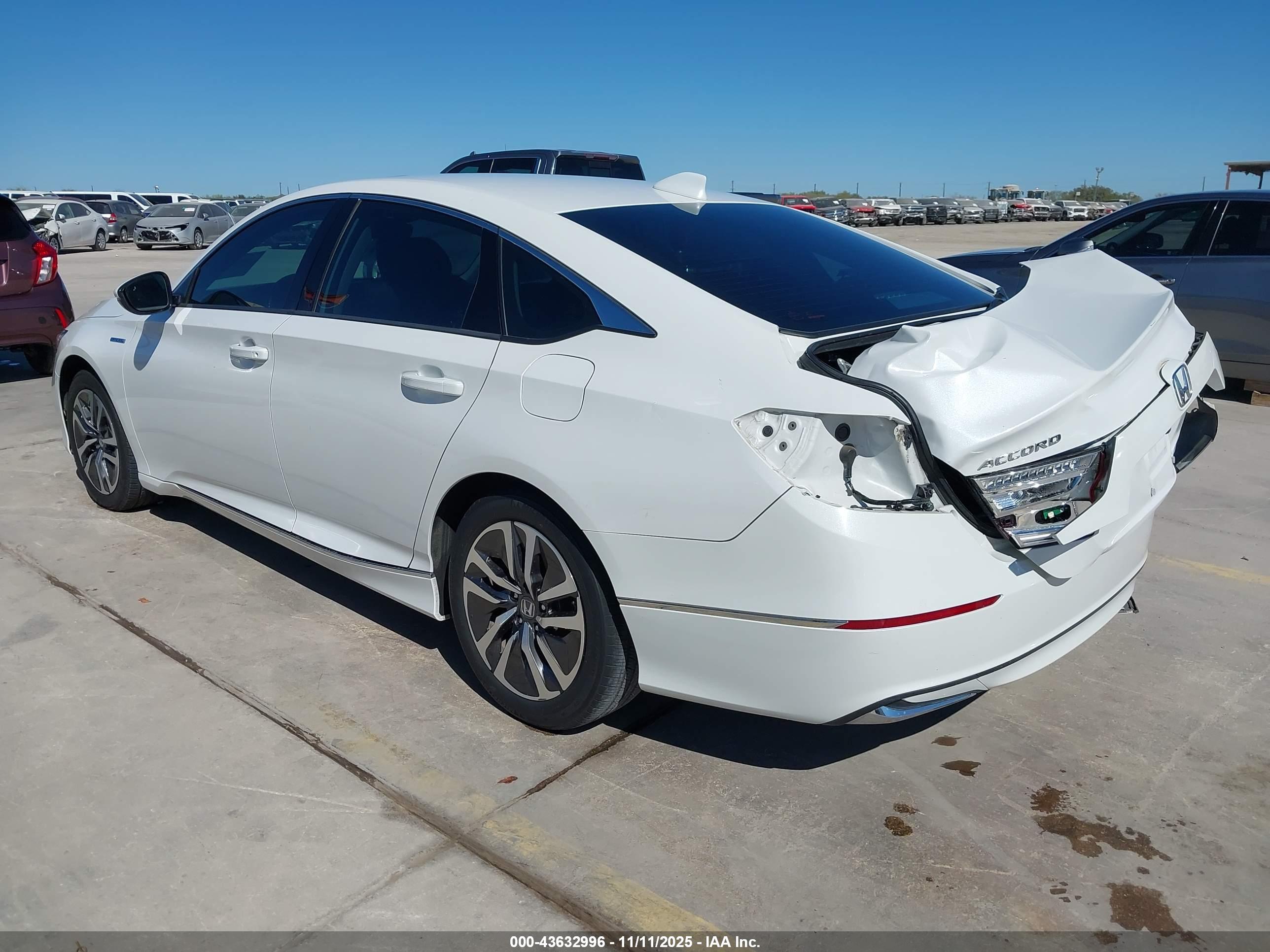HONDA ACCORD image 3