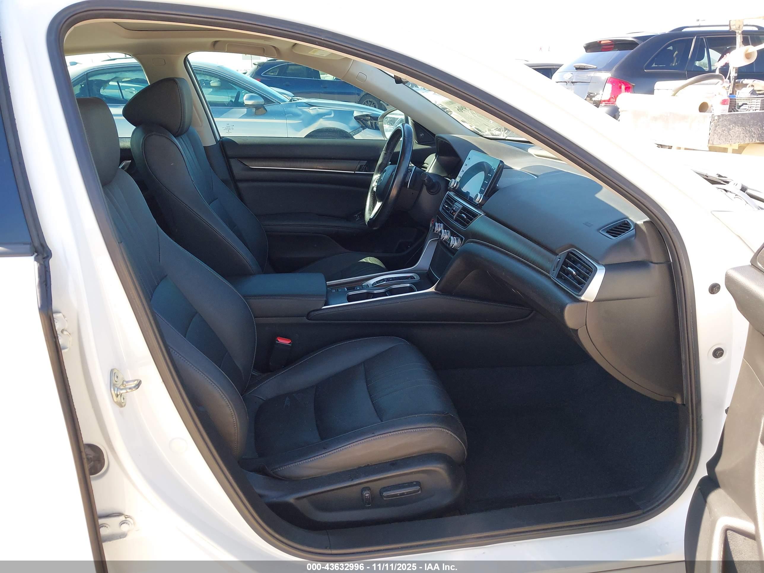 HONDA ACCORD image 5