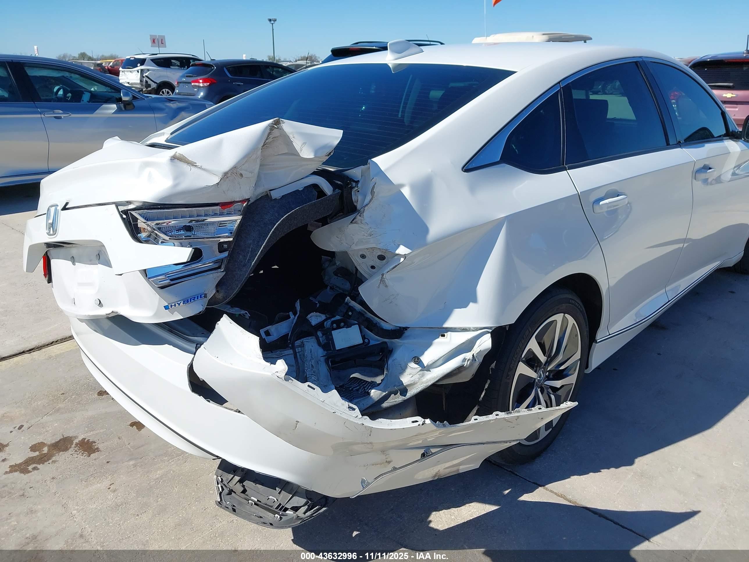 HONDA ACCORD image 6
