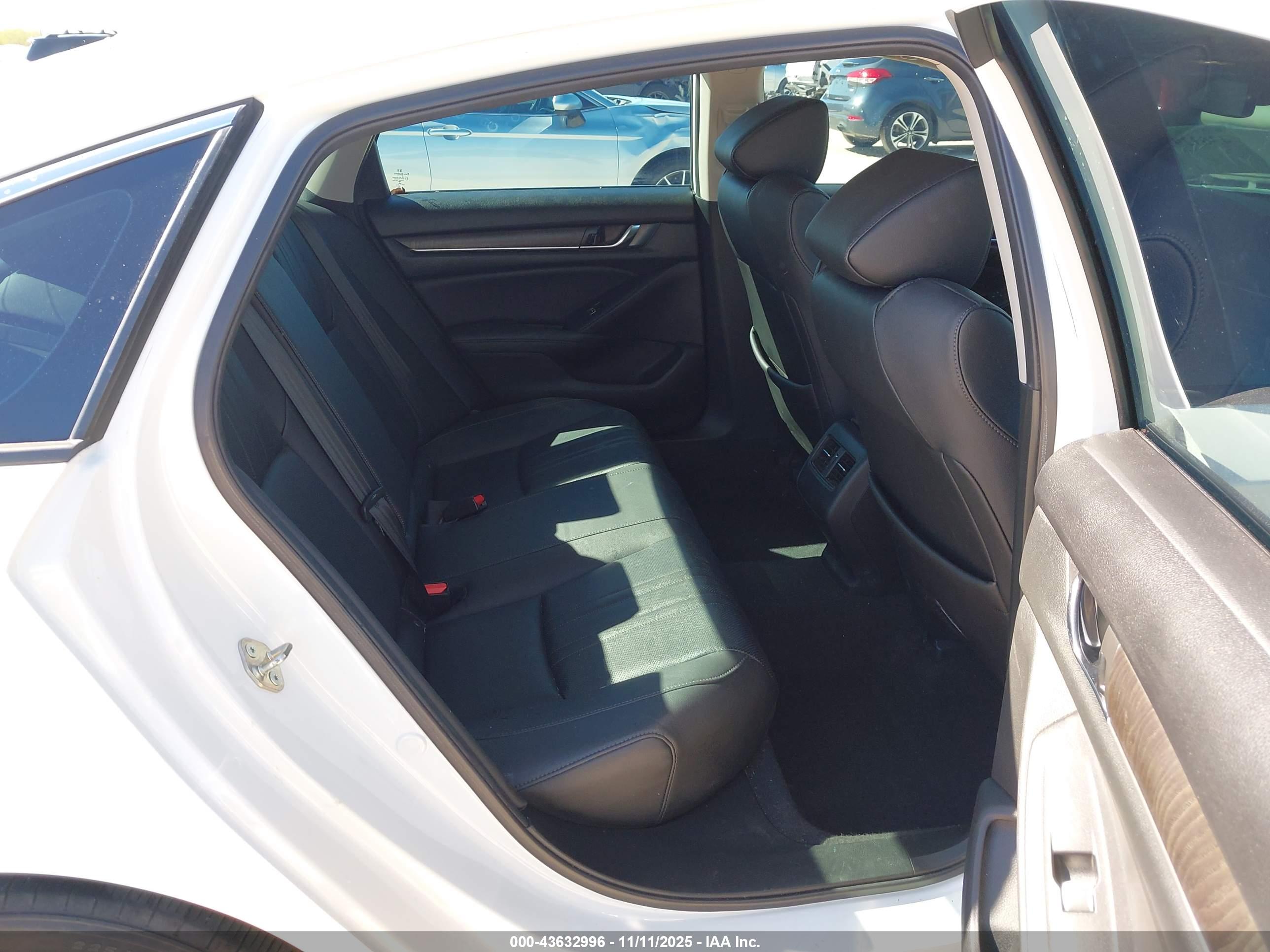 HONDA ACCORD image 8