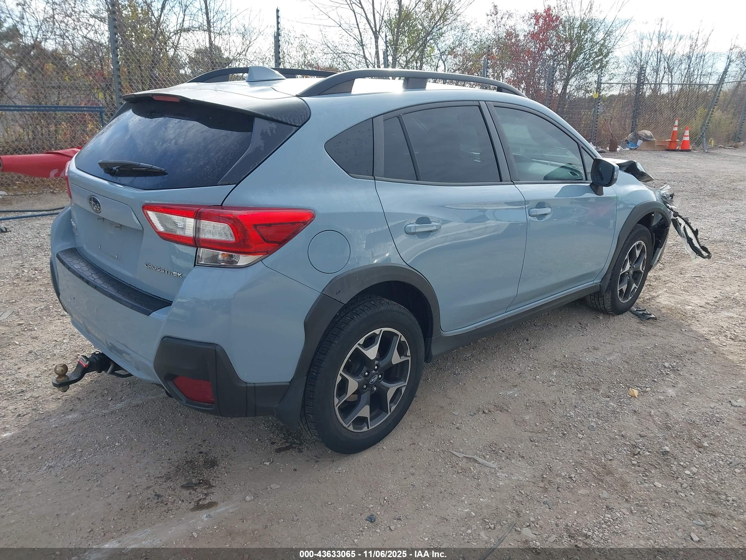 SUBARU CROSSTREK image 4