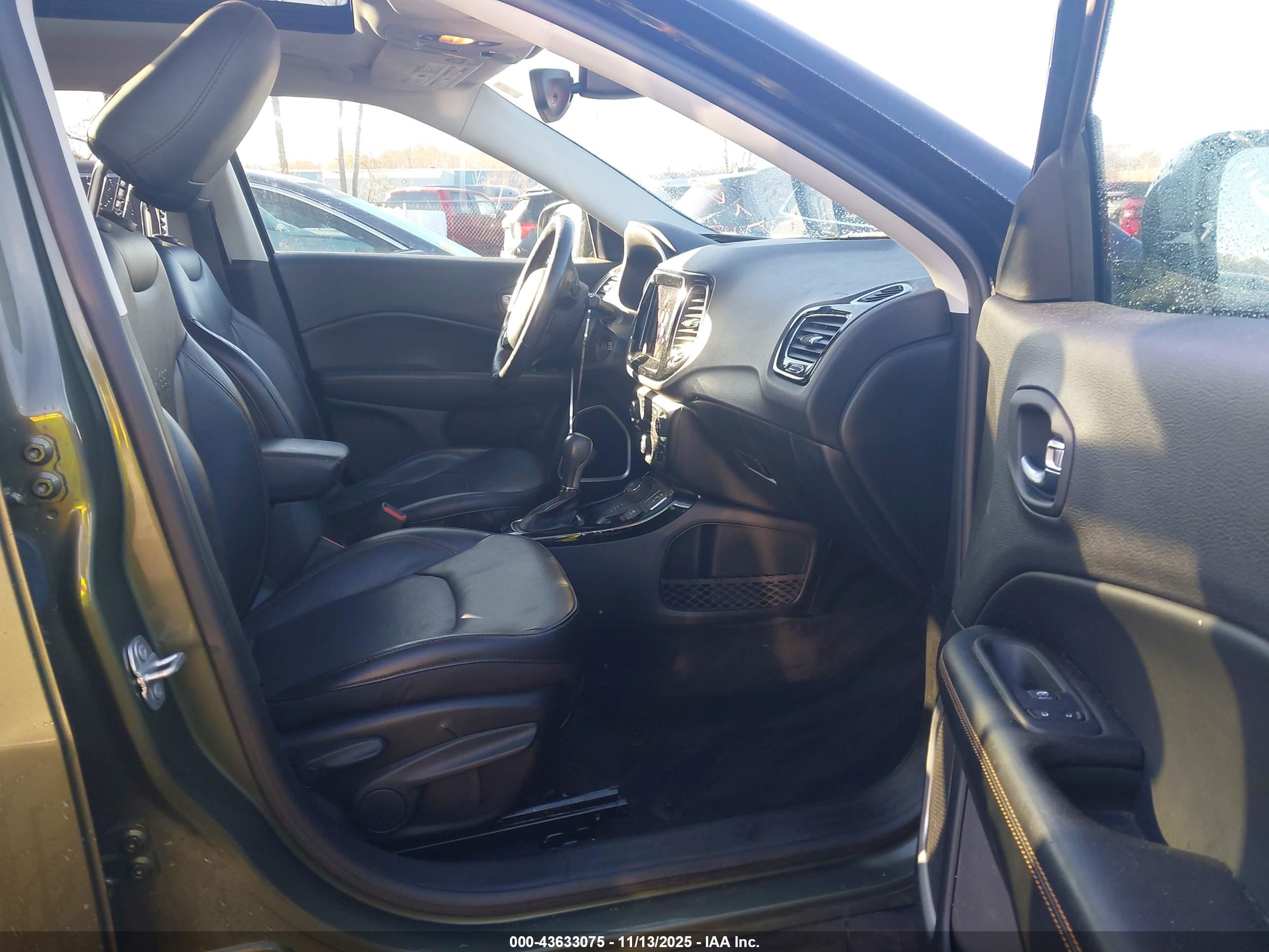 JEEP COMPASS image 5