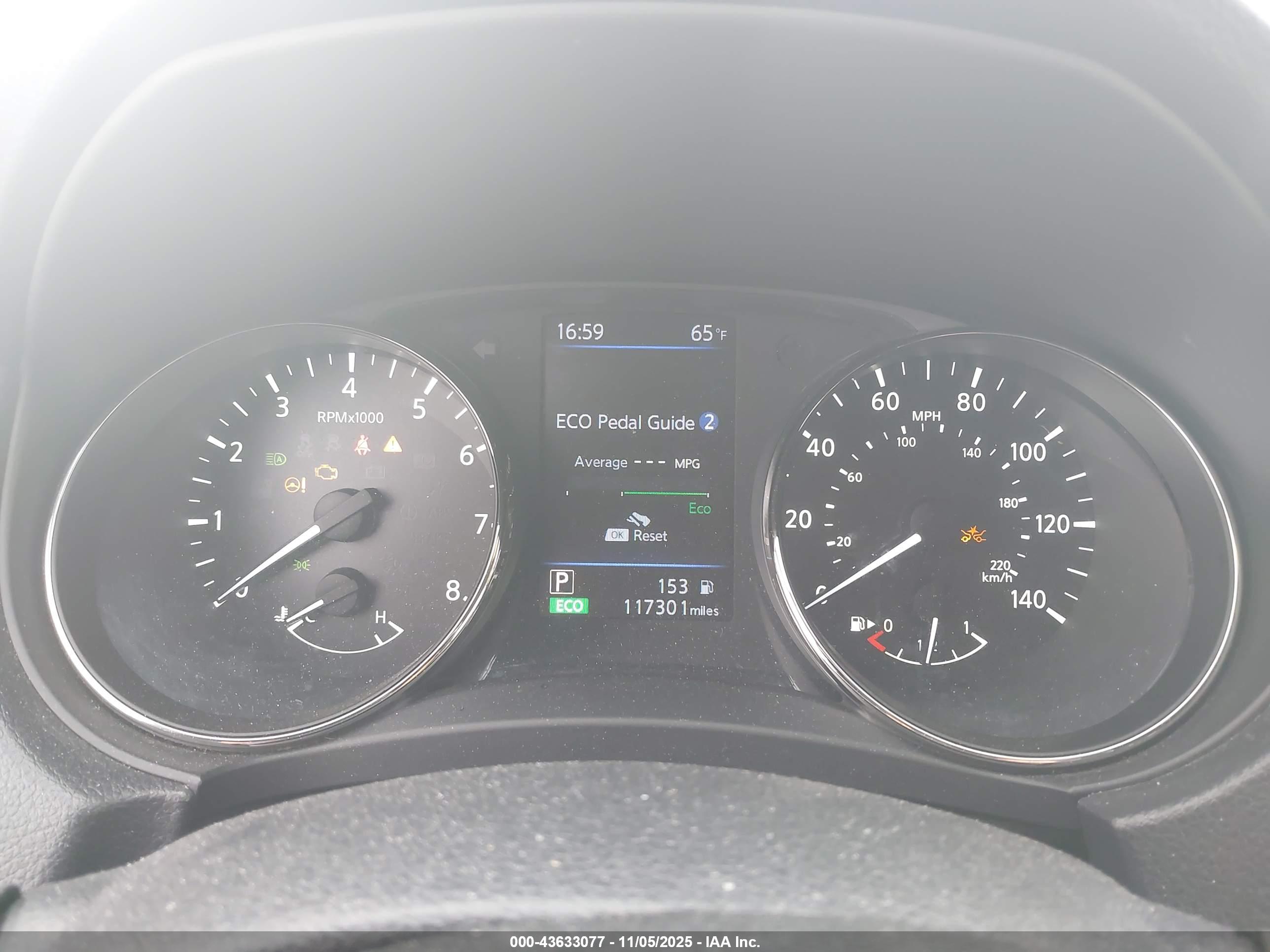 NISSAN ROGUE image 7