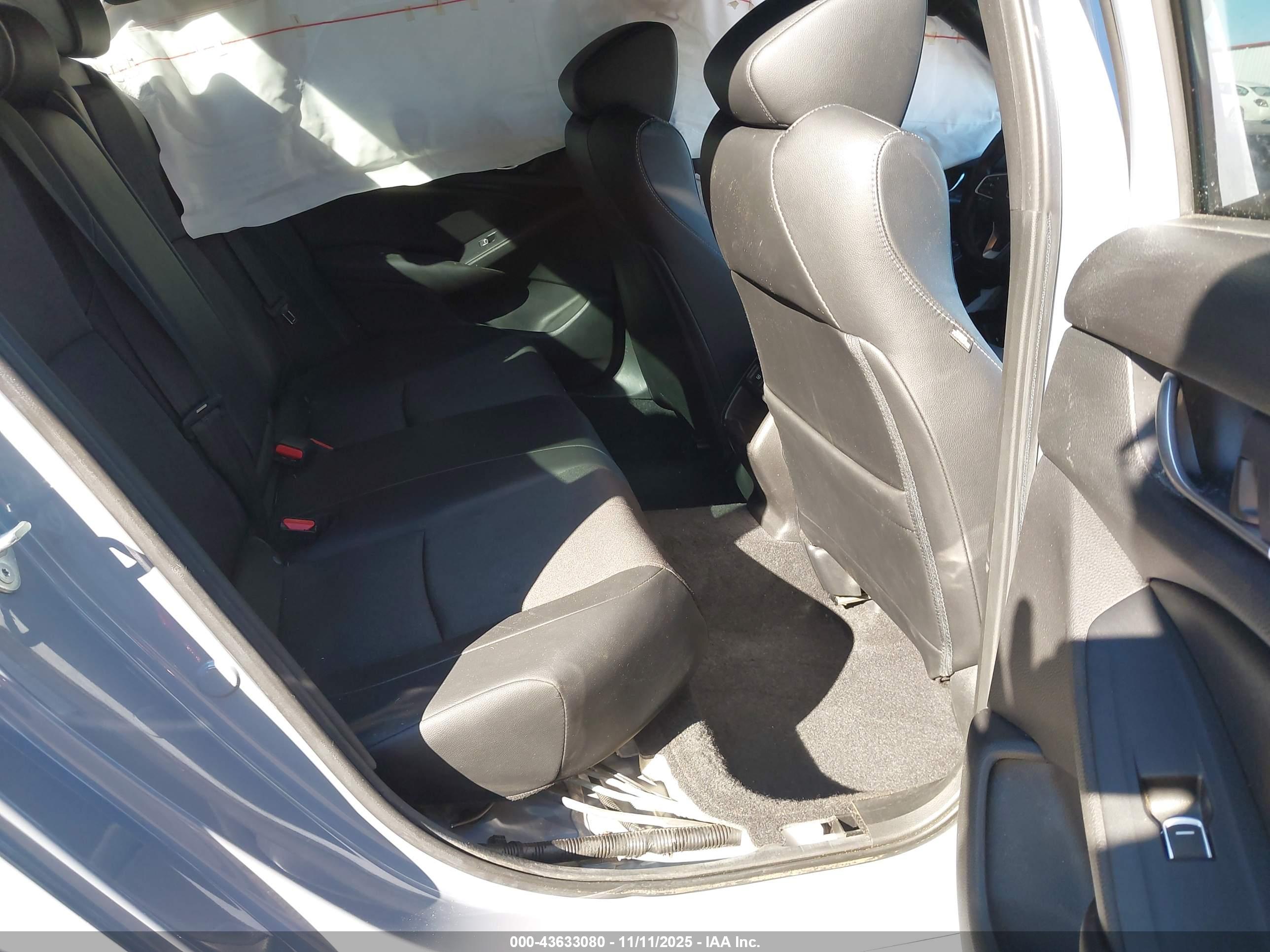 HONDA ACCORD image 8