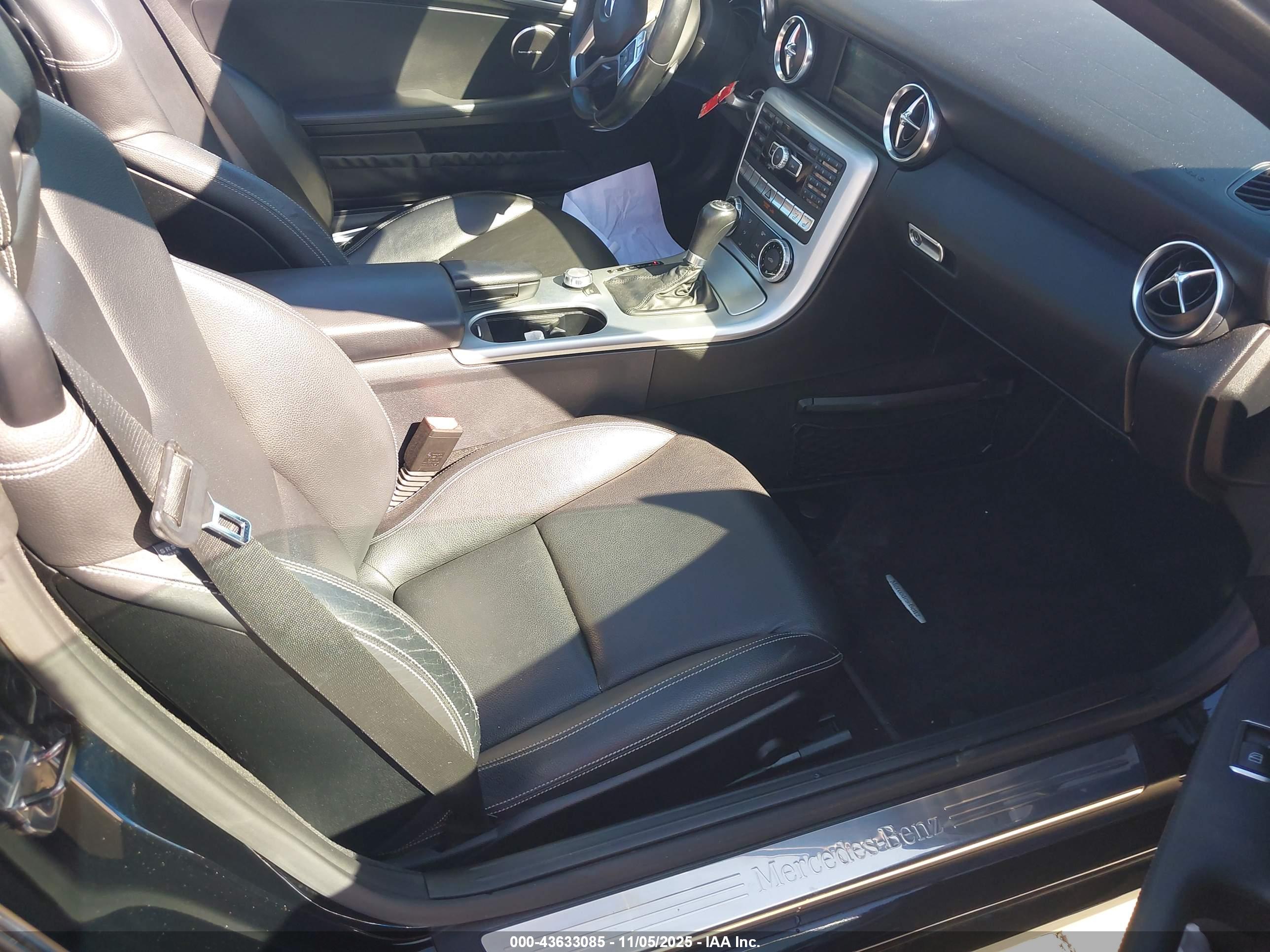 MERCEDES-BENZ SLK image 5