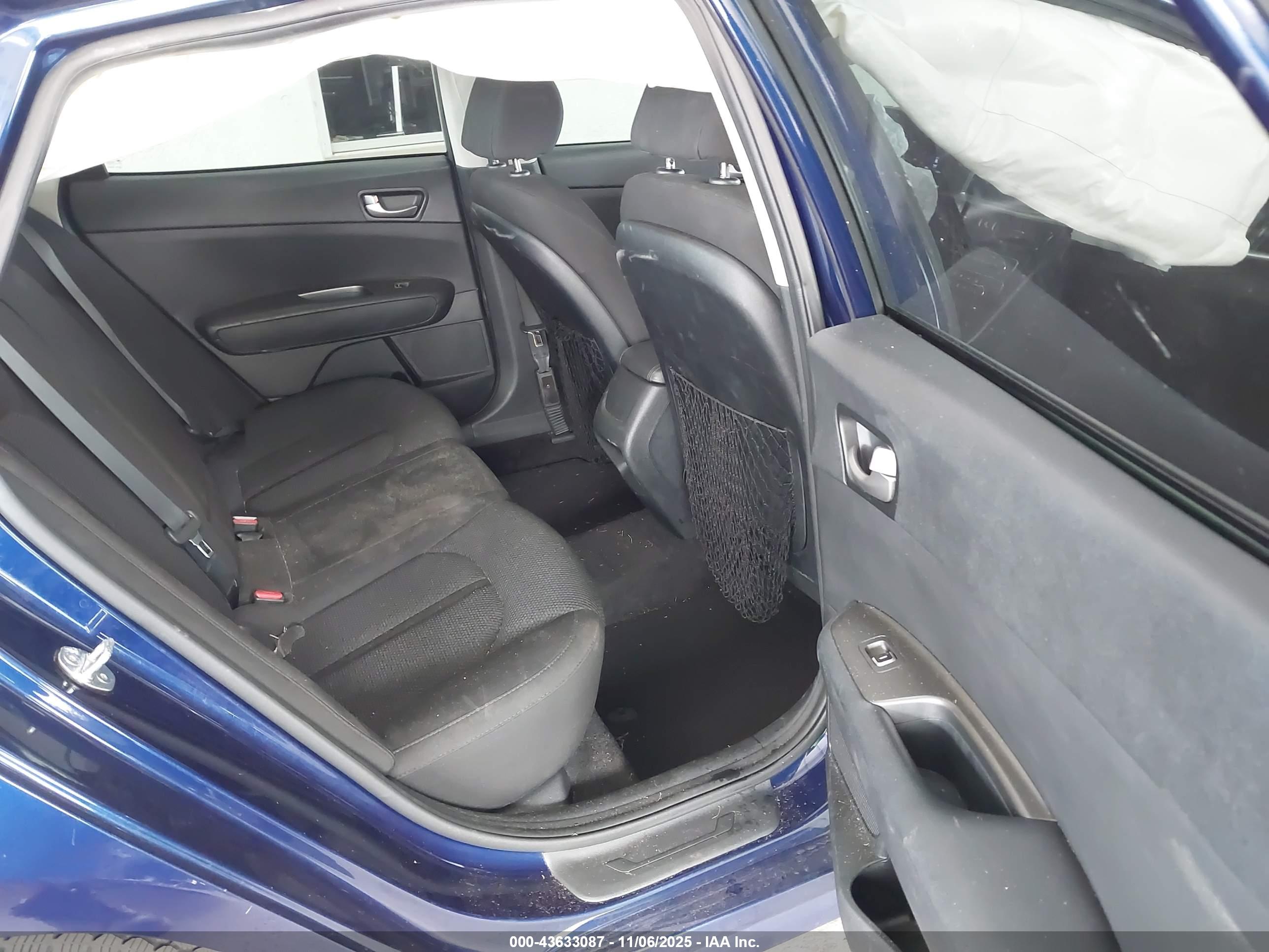 KIA OPTIMA image 8