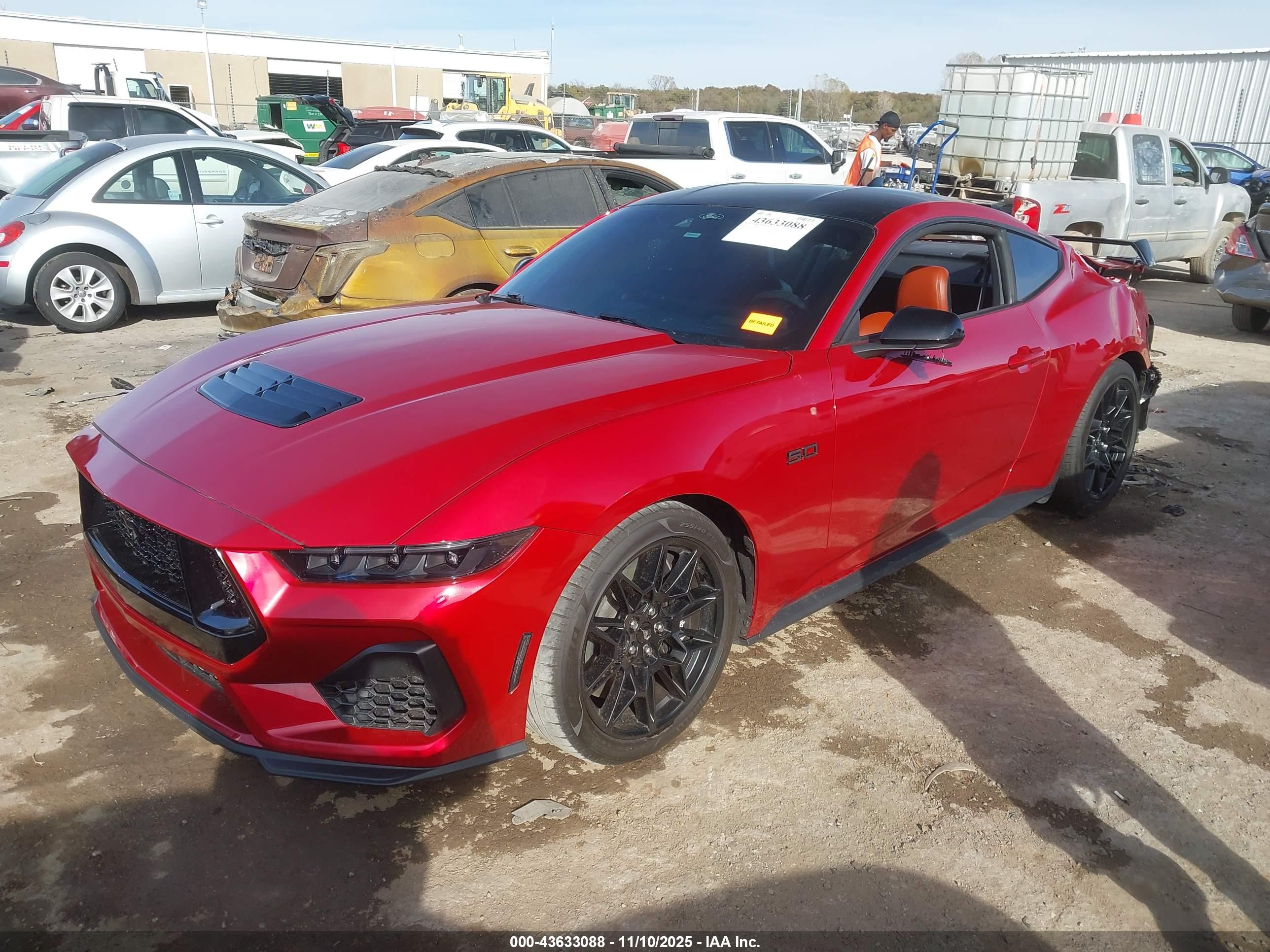 FORD MUSTANG image 2