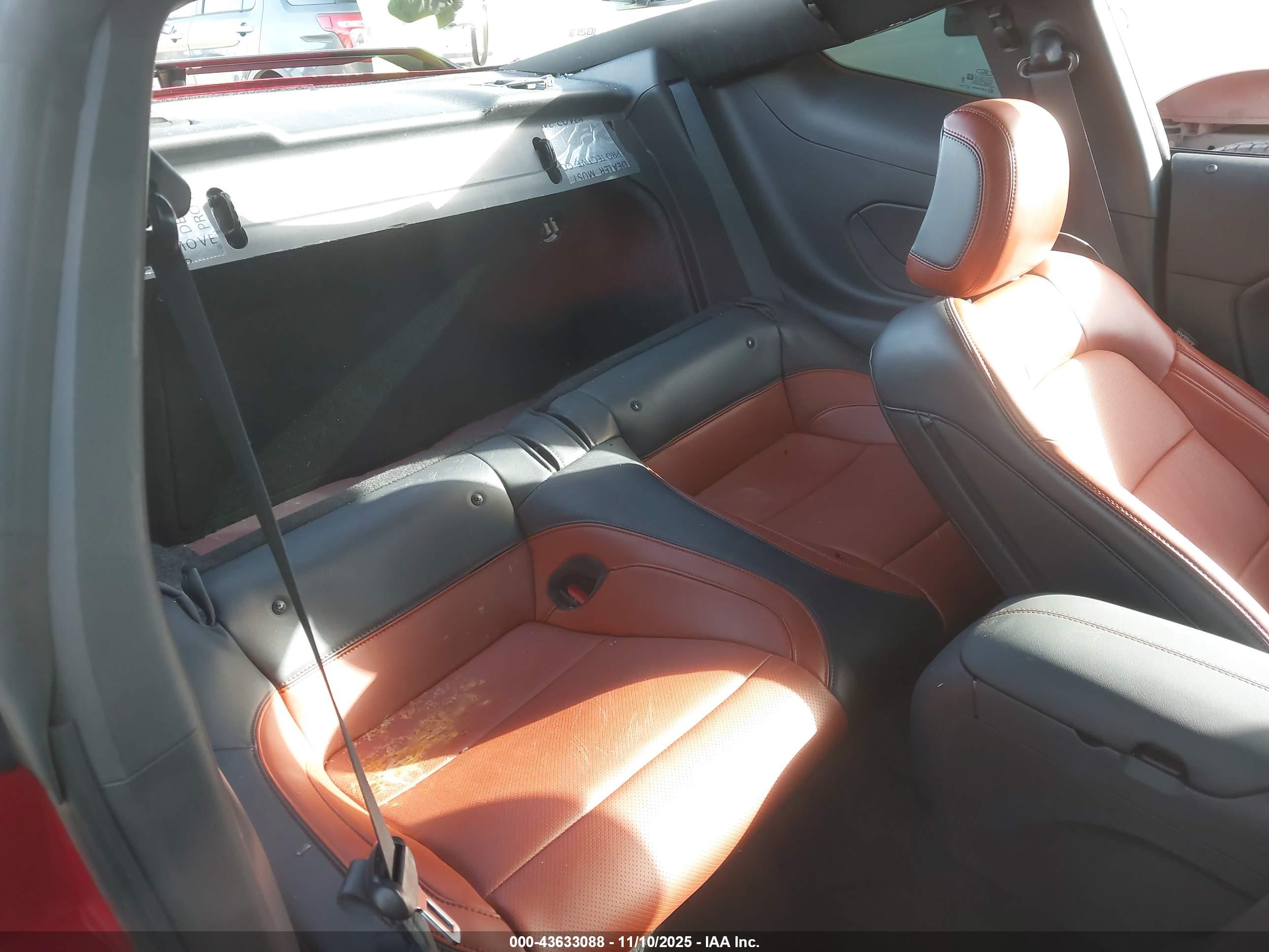 FORD MUSTANG image 8