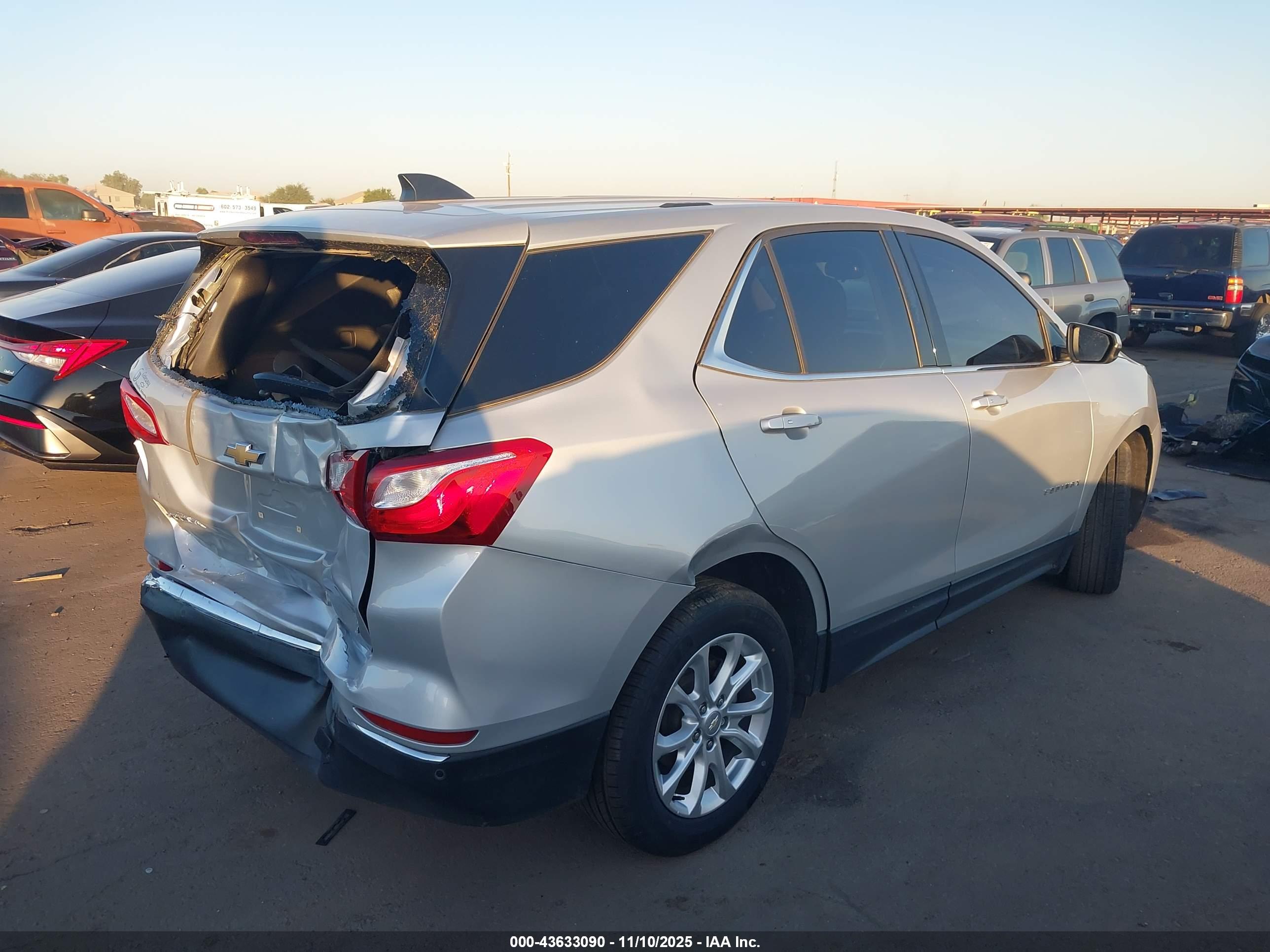 CHEVROLET EQUINOX image 4