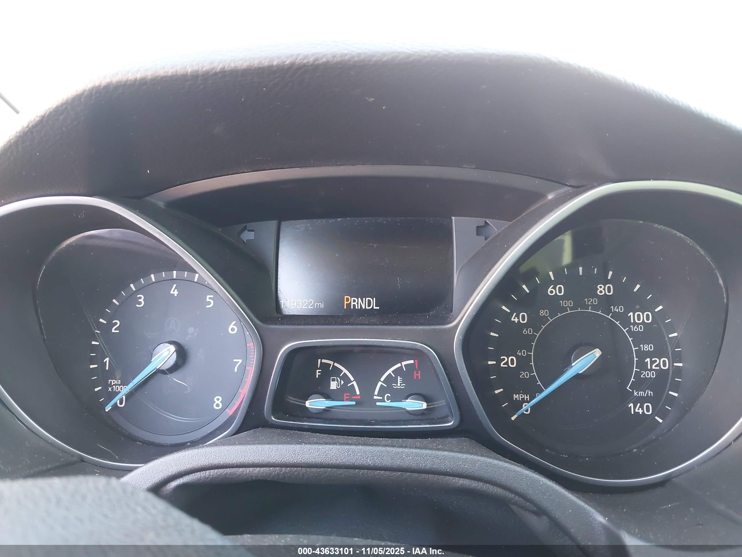 FORD FOCUS image 7