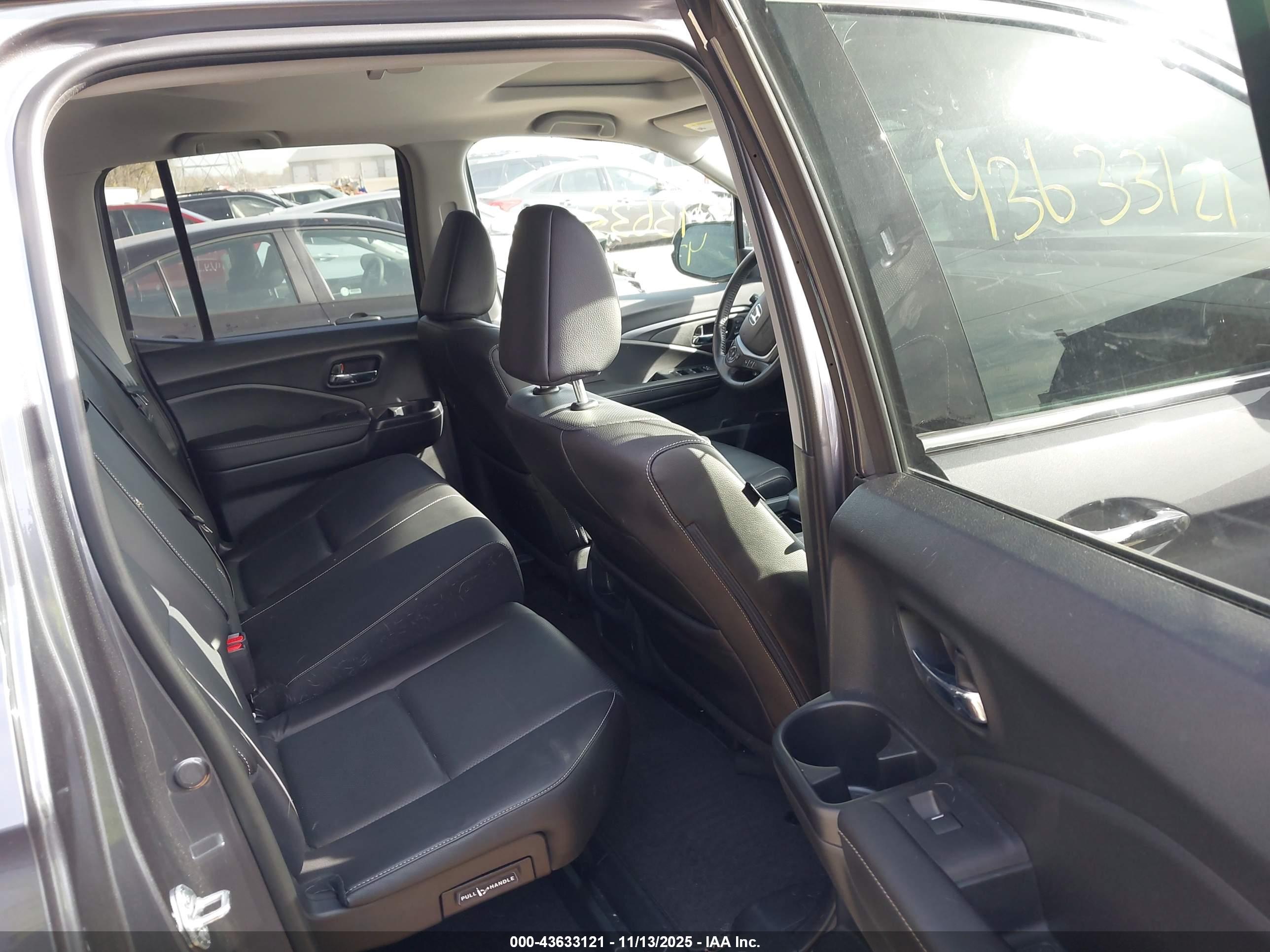 HONDA RIDGELINE image 8