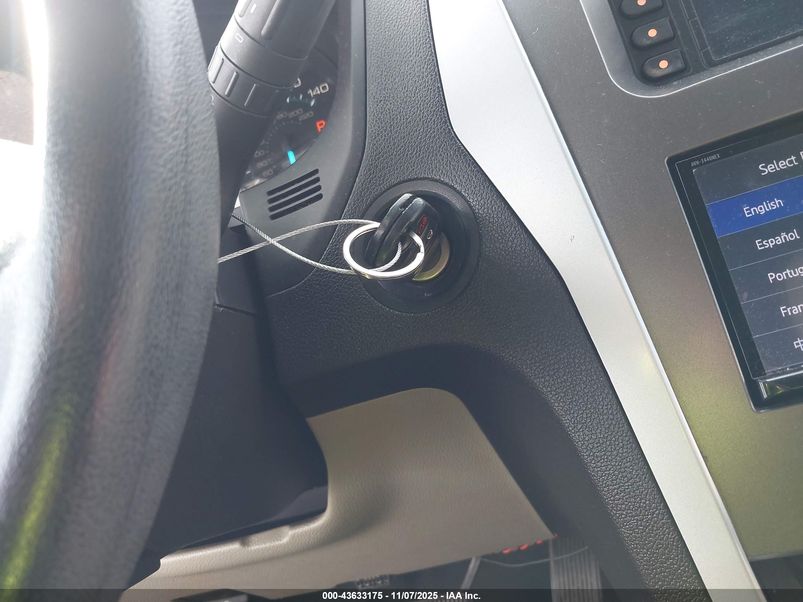 FORD EXPLORER image 11