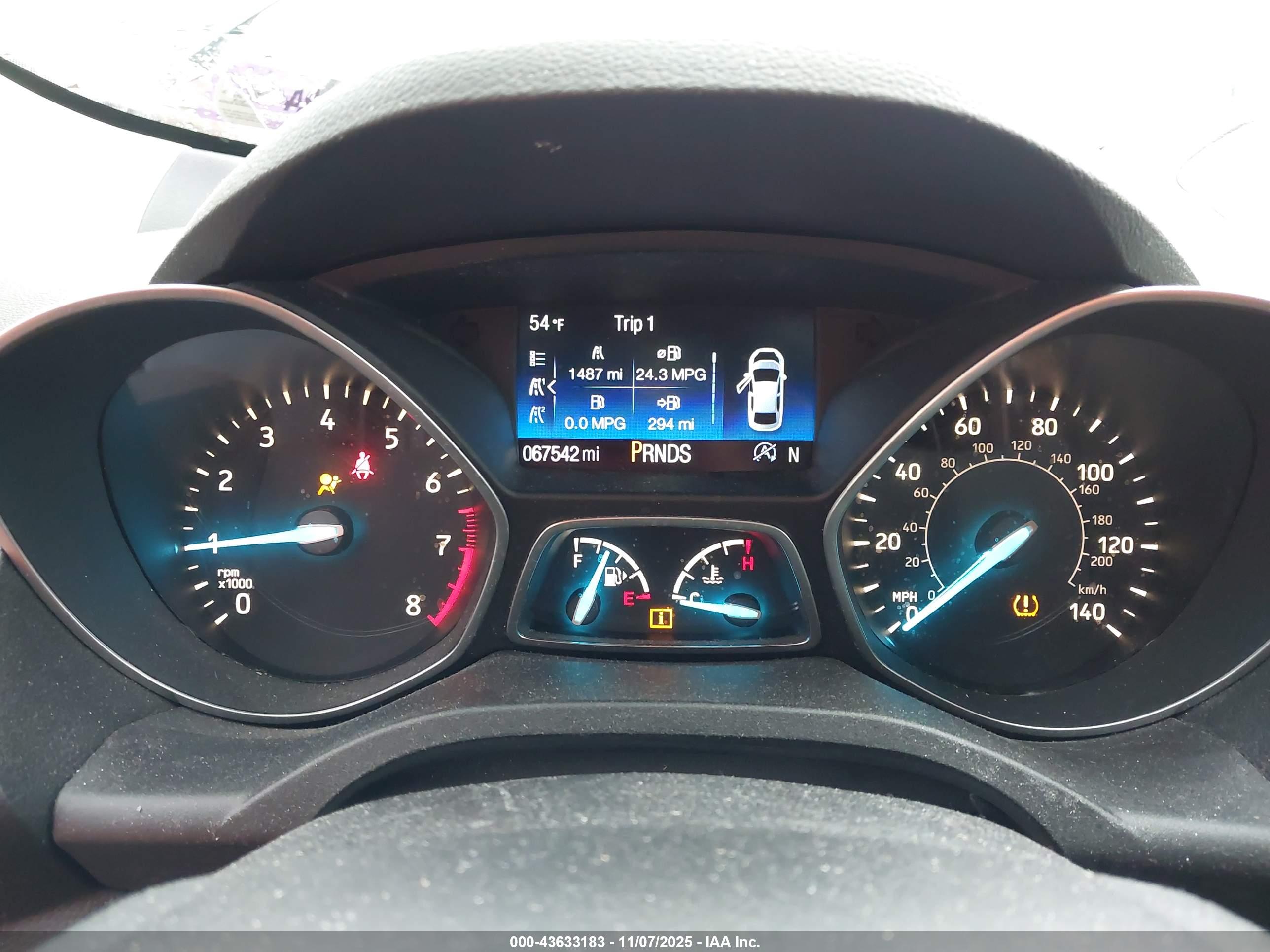 FORD ESCAPE image 7