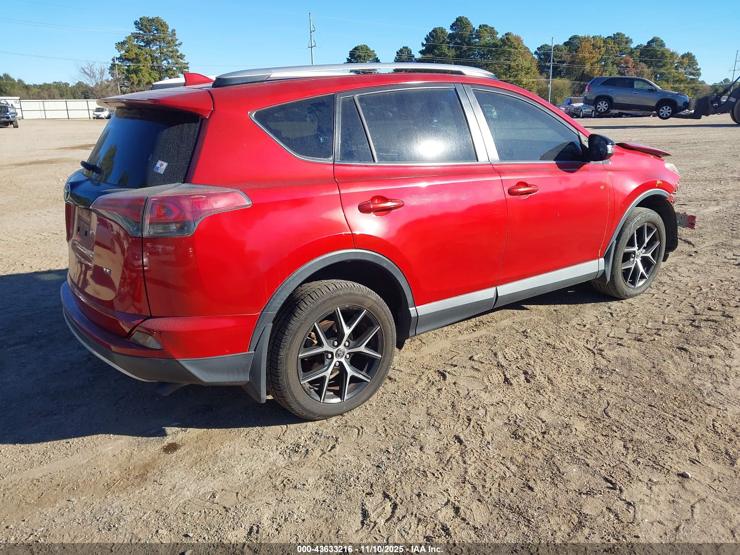 TOYOTA RAV4 image 4